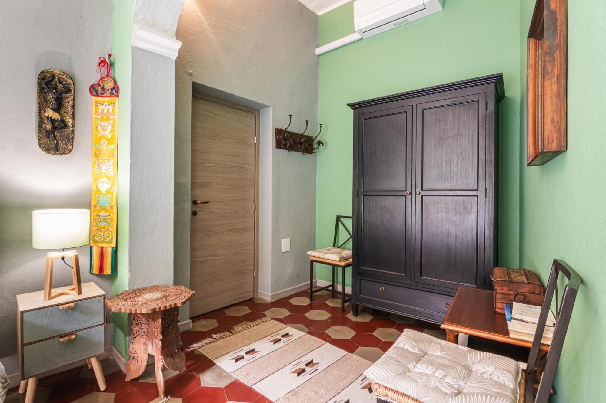 Apartment Oikos Dafne