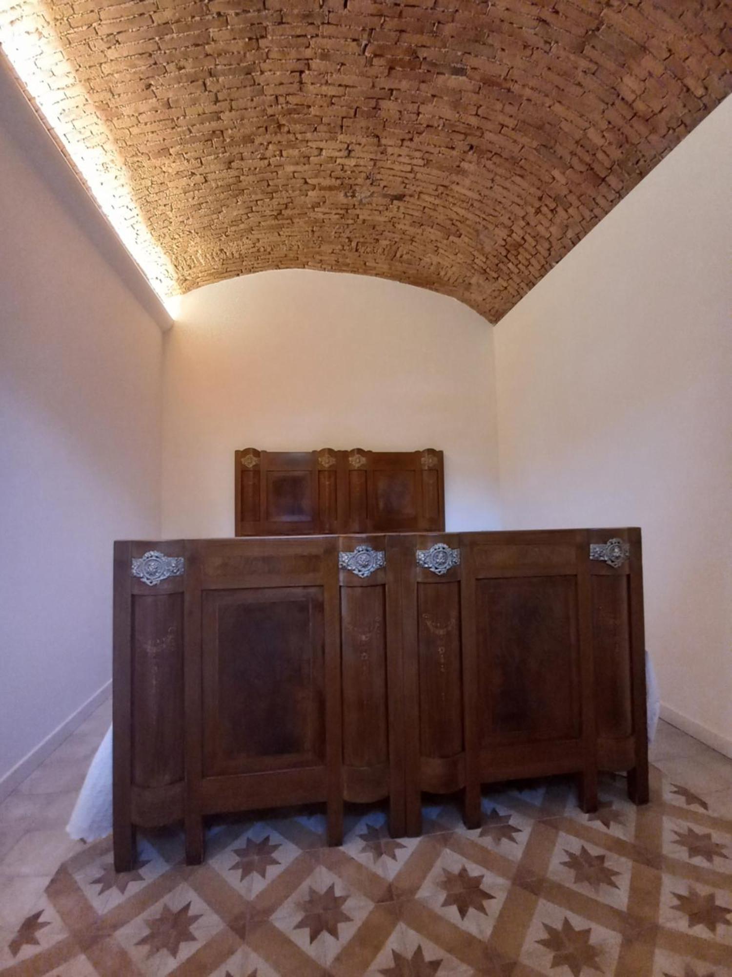 Annamaria -