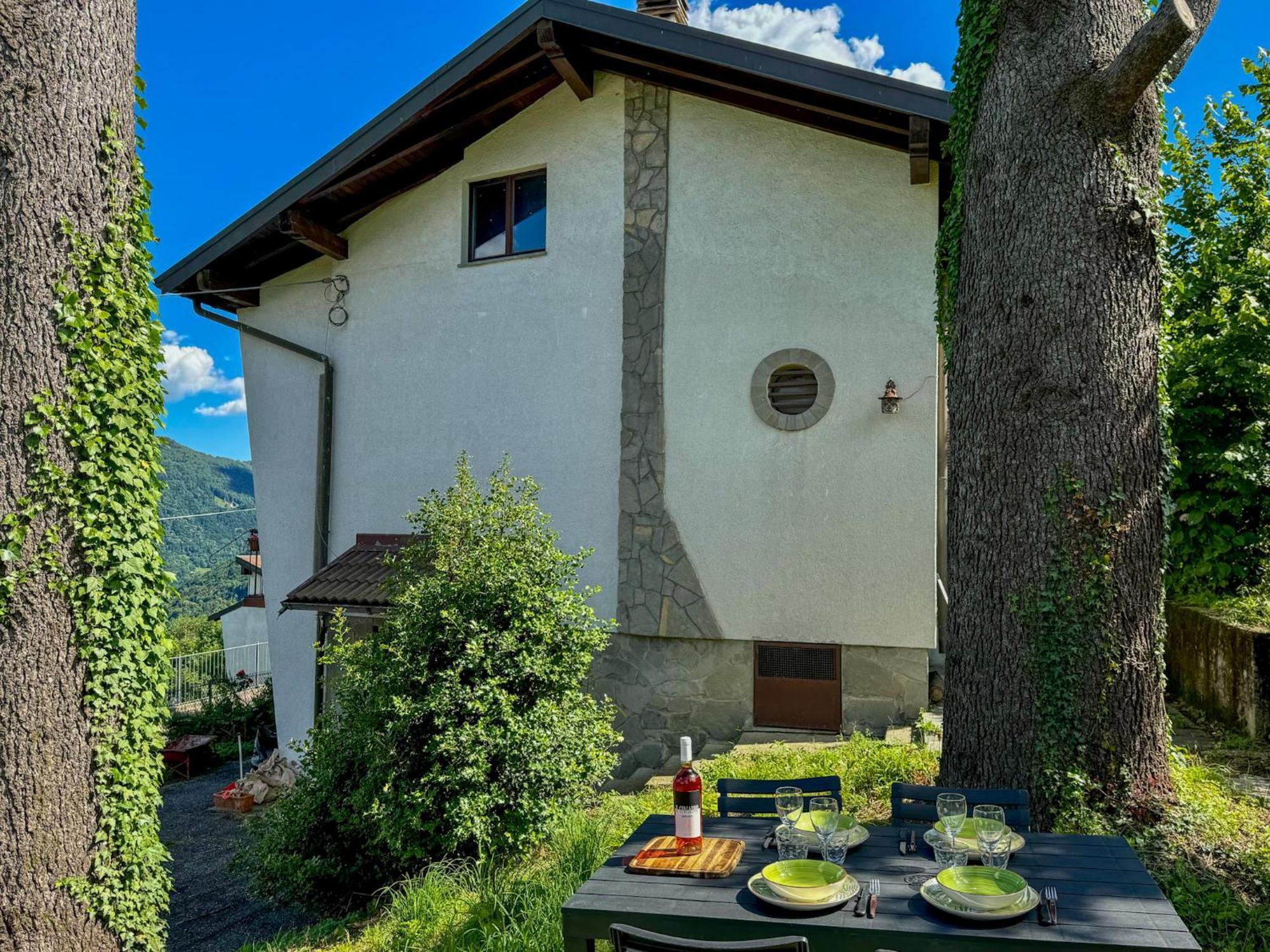 Tra E Montagna Villa *