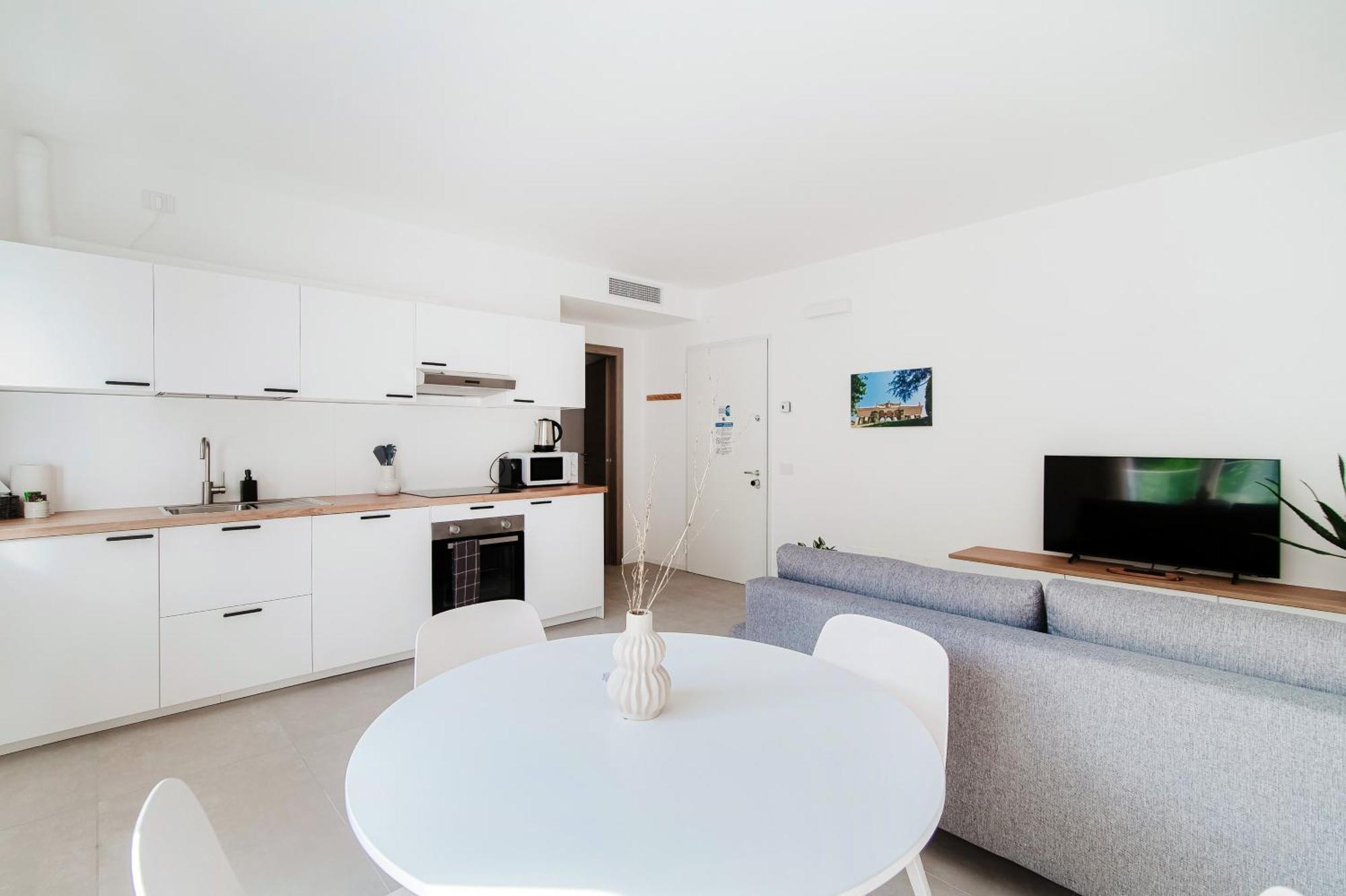 Lario By Quokka 360 - Close To Downtown Apartment *