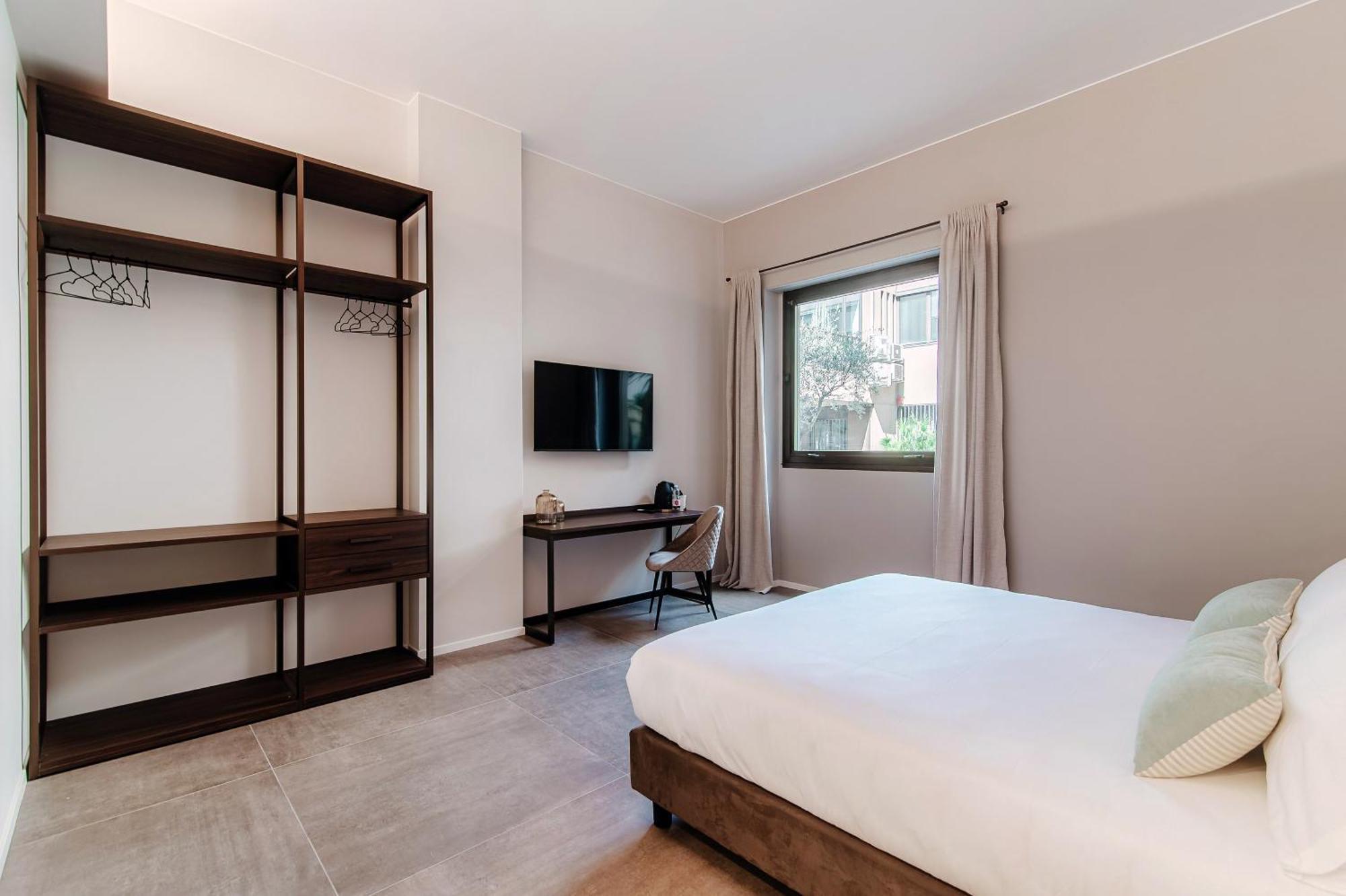 Lakeside Guest house Como
