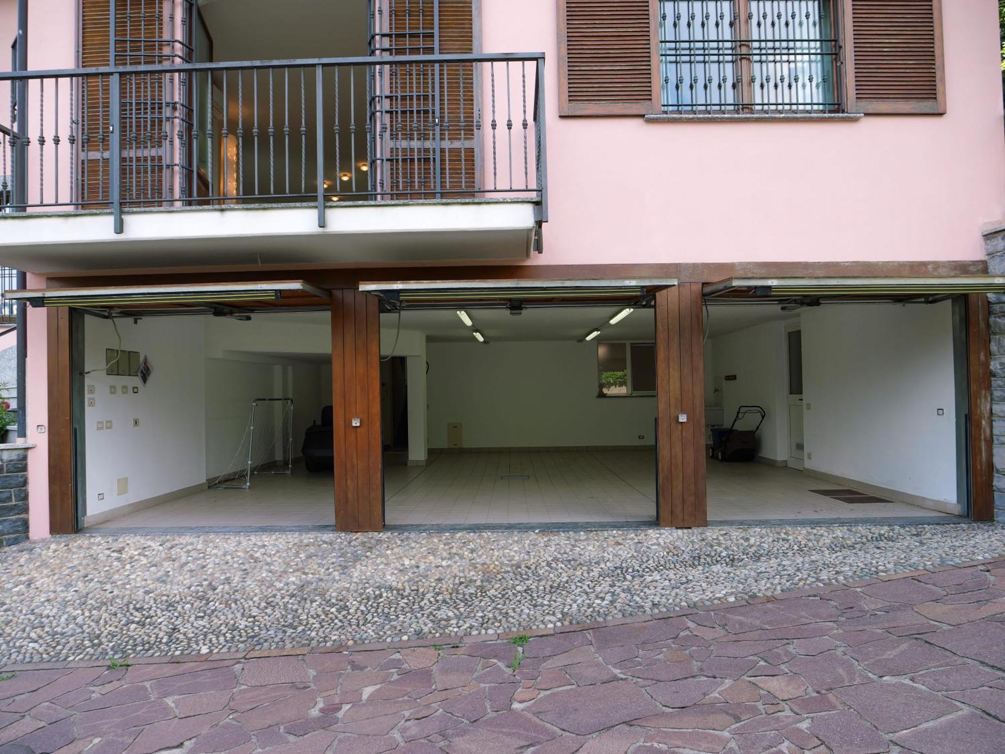 Villa Grel - By Myhomeincomo