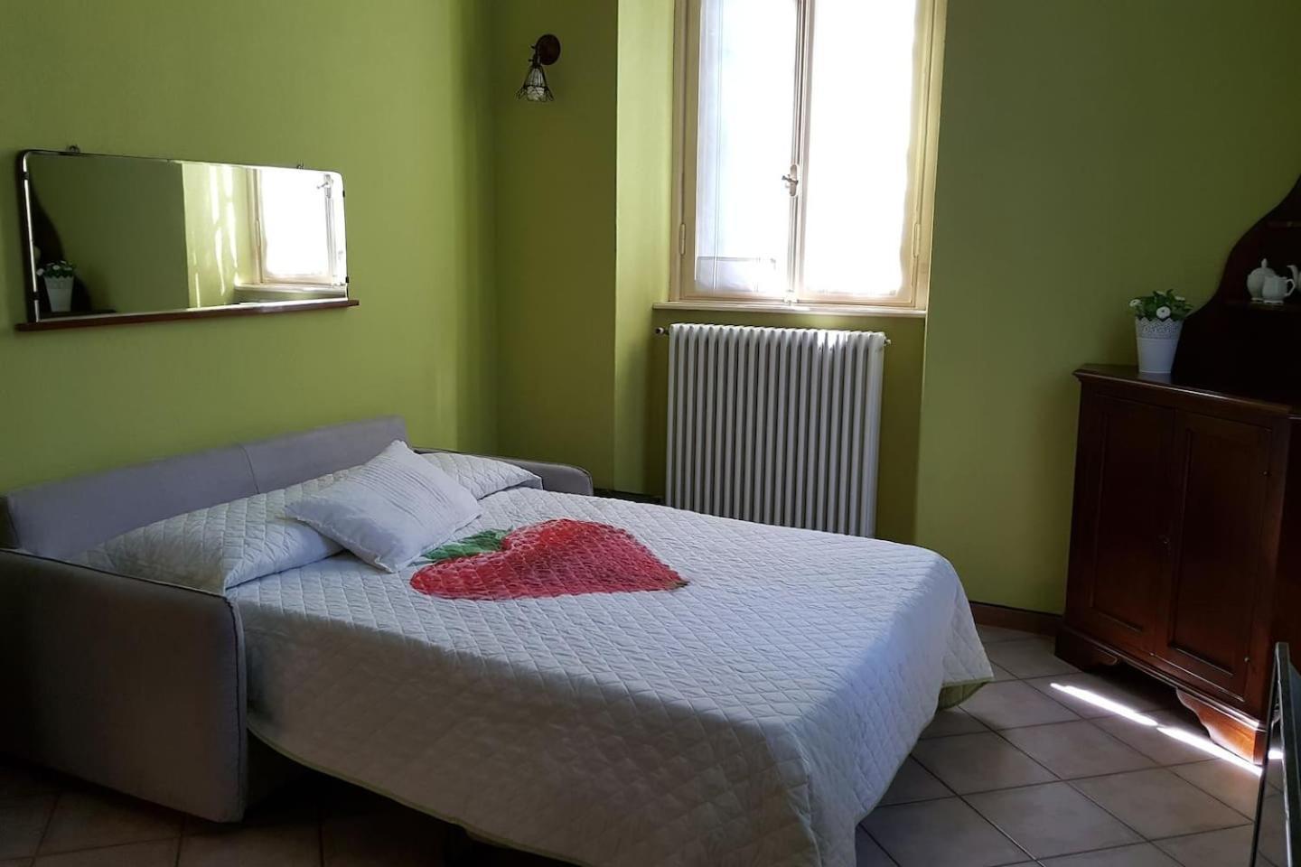 Il Soppalco, Cozy Open Space With Loft In Center Apartment Como
