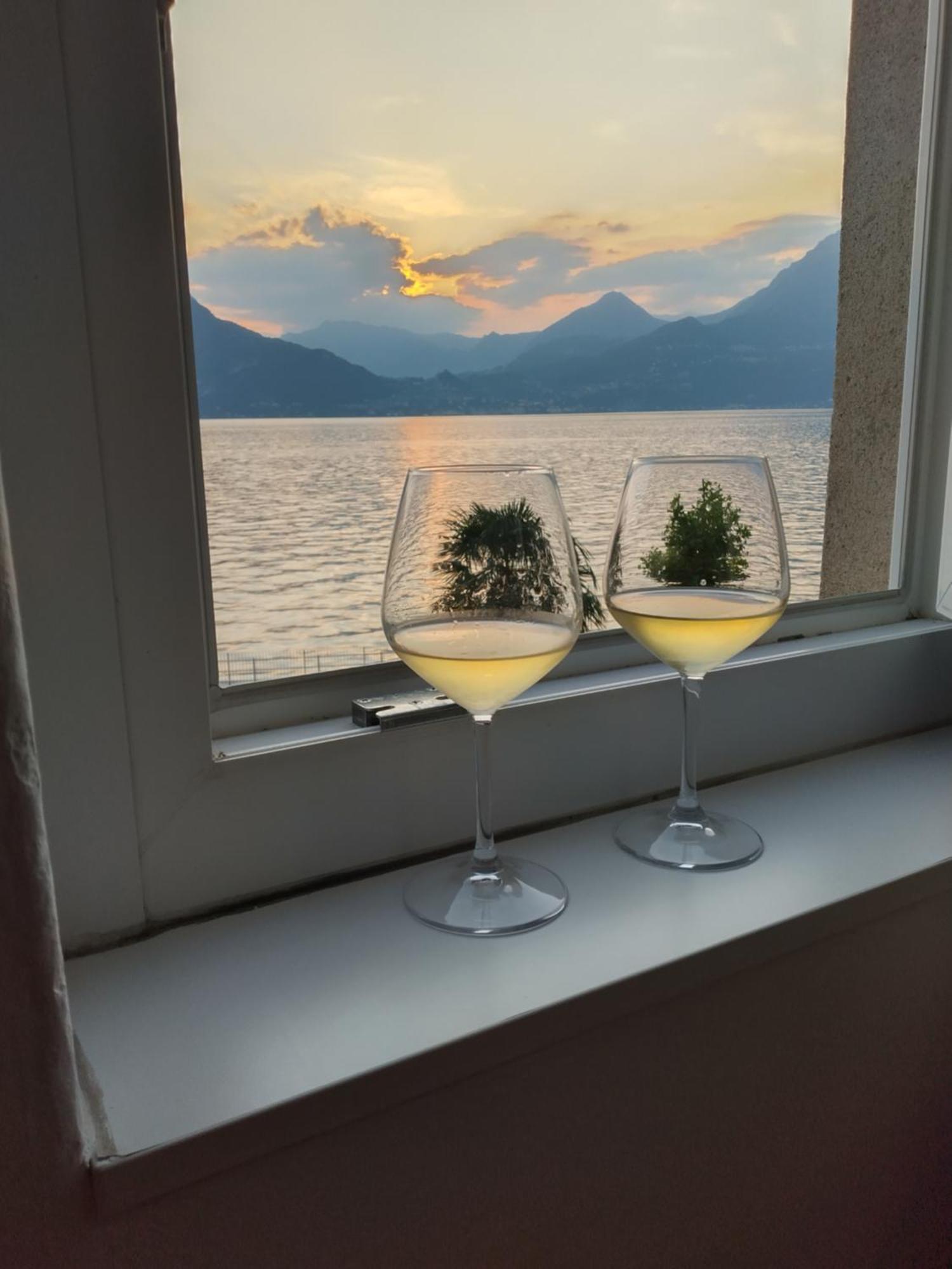 Cheers Sunset 097084-lni-00008 Varenna