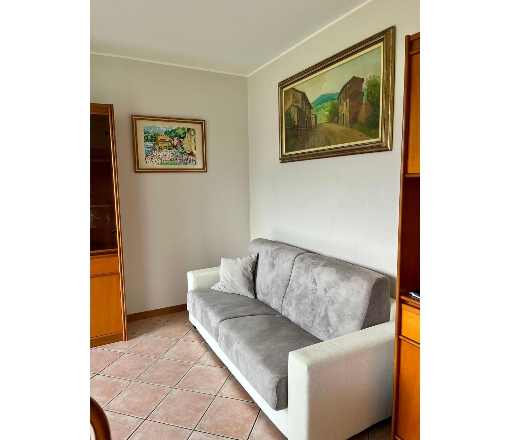 With Garden And Garage - Larihome A28