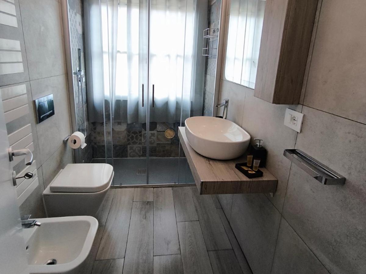 Appartamento Casa Sara Como Lake Parcheggio Interno Privato