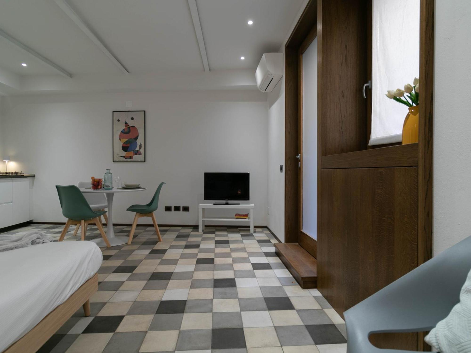 Mamma Ciccia - Fishermen's Alley Apartment