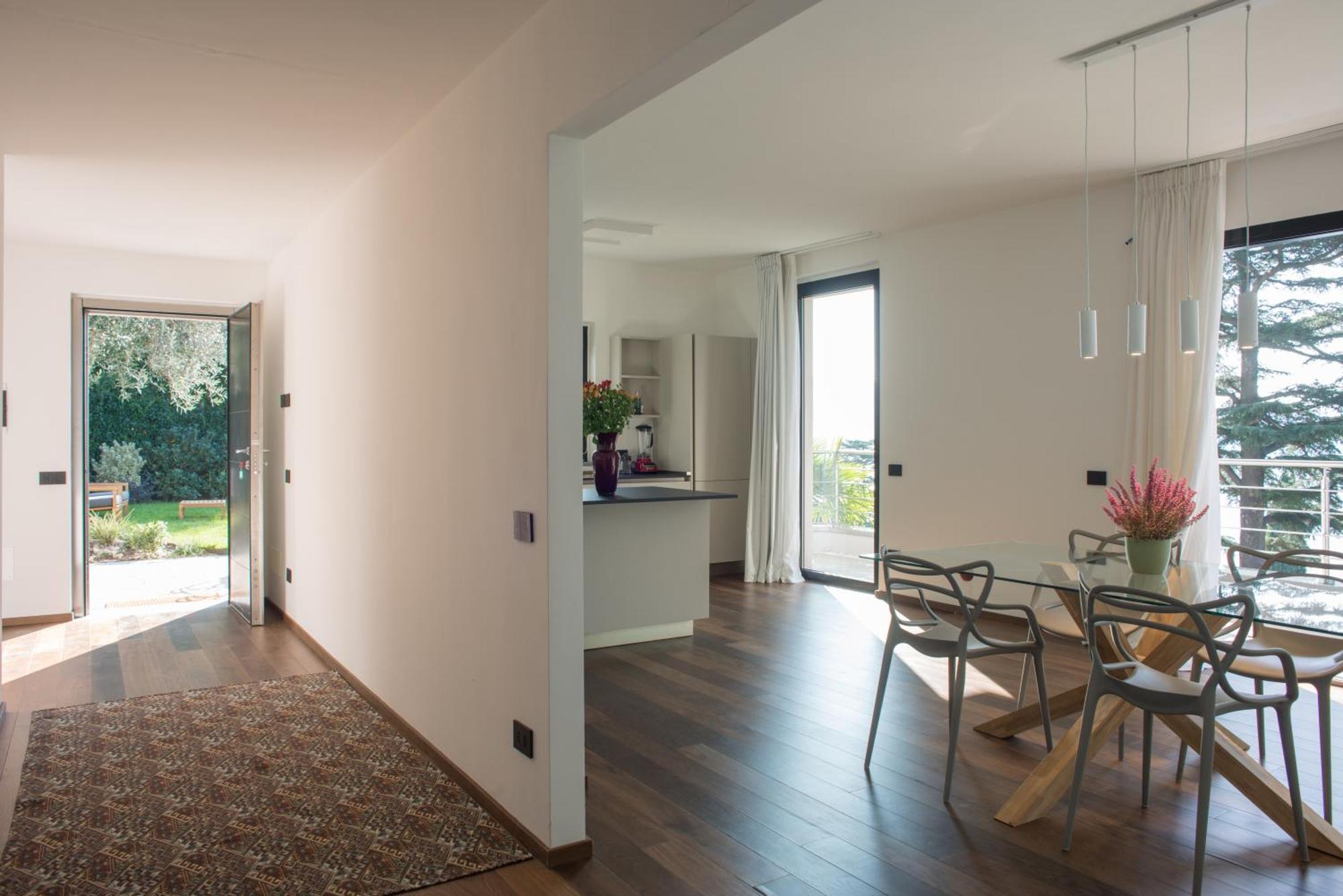 Olivo - By Myhomeincomo Apartment