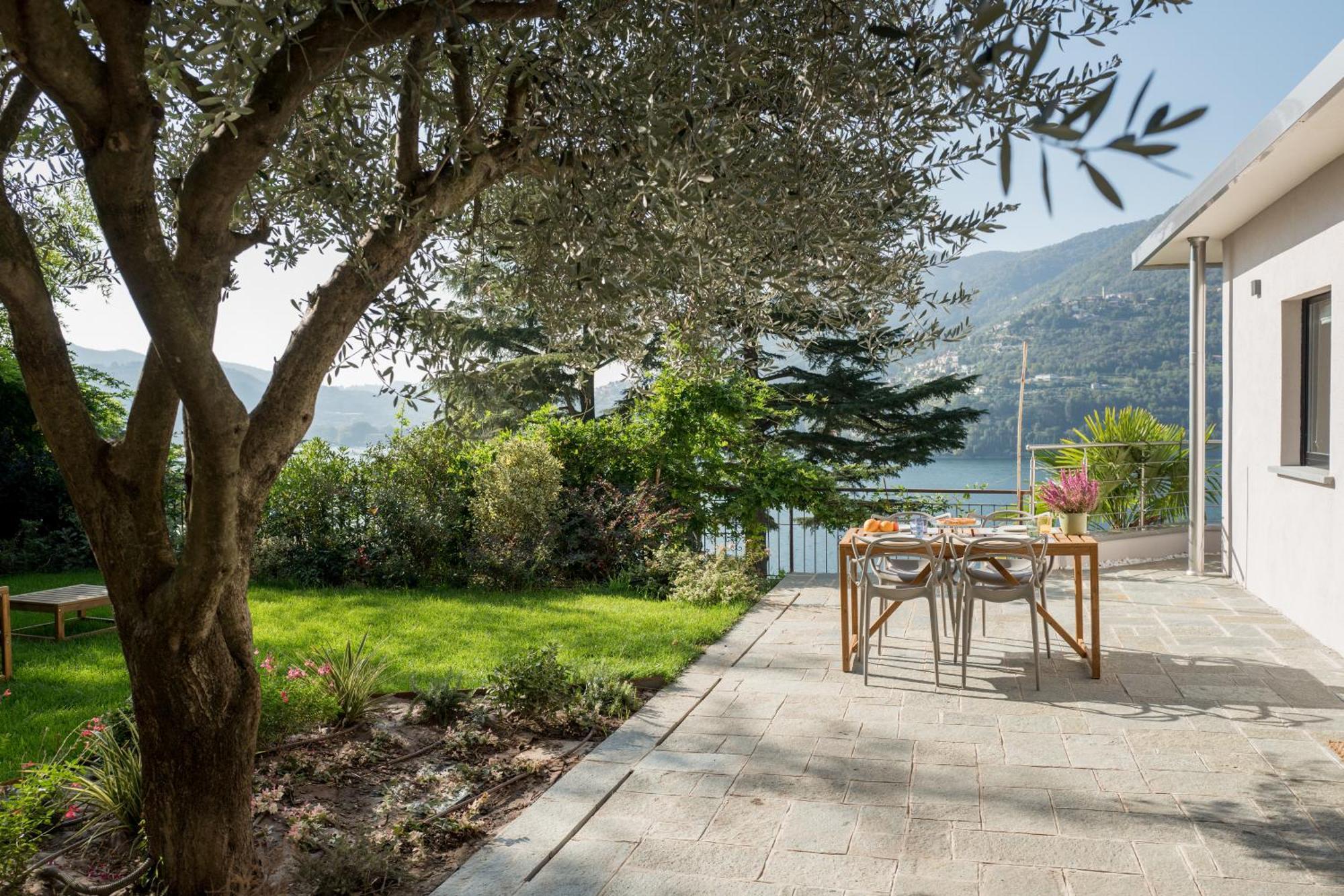 Apartment Olivo - By Myhomeincomo *