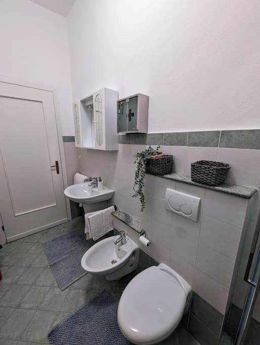 Apartment Bright Flat Just 10 Minutes From The Centre *