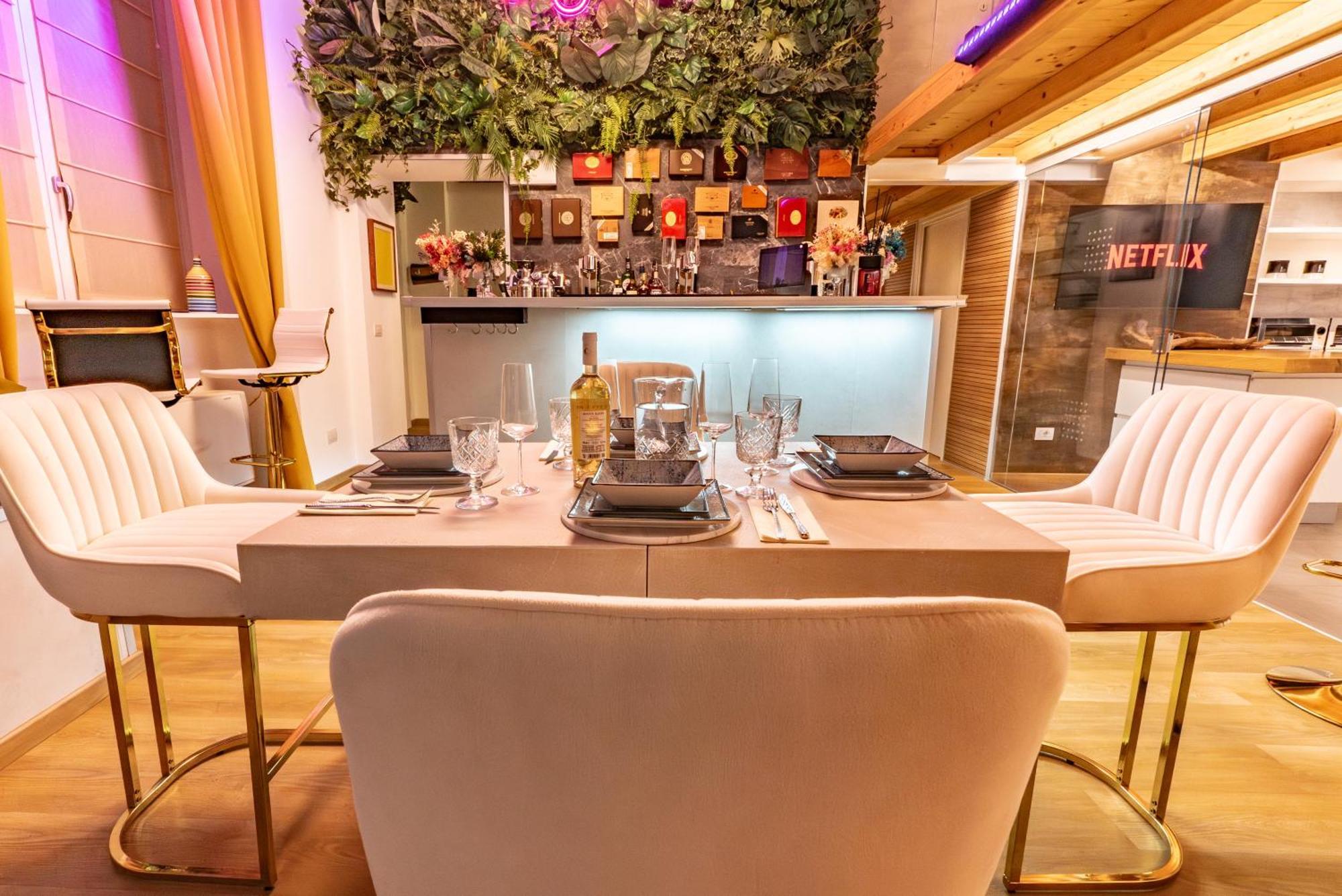 Luxe & Haven - Jacuzzi, Sauna, Steam, Private Parking Apartment Como