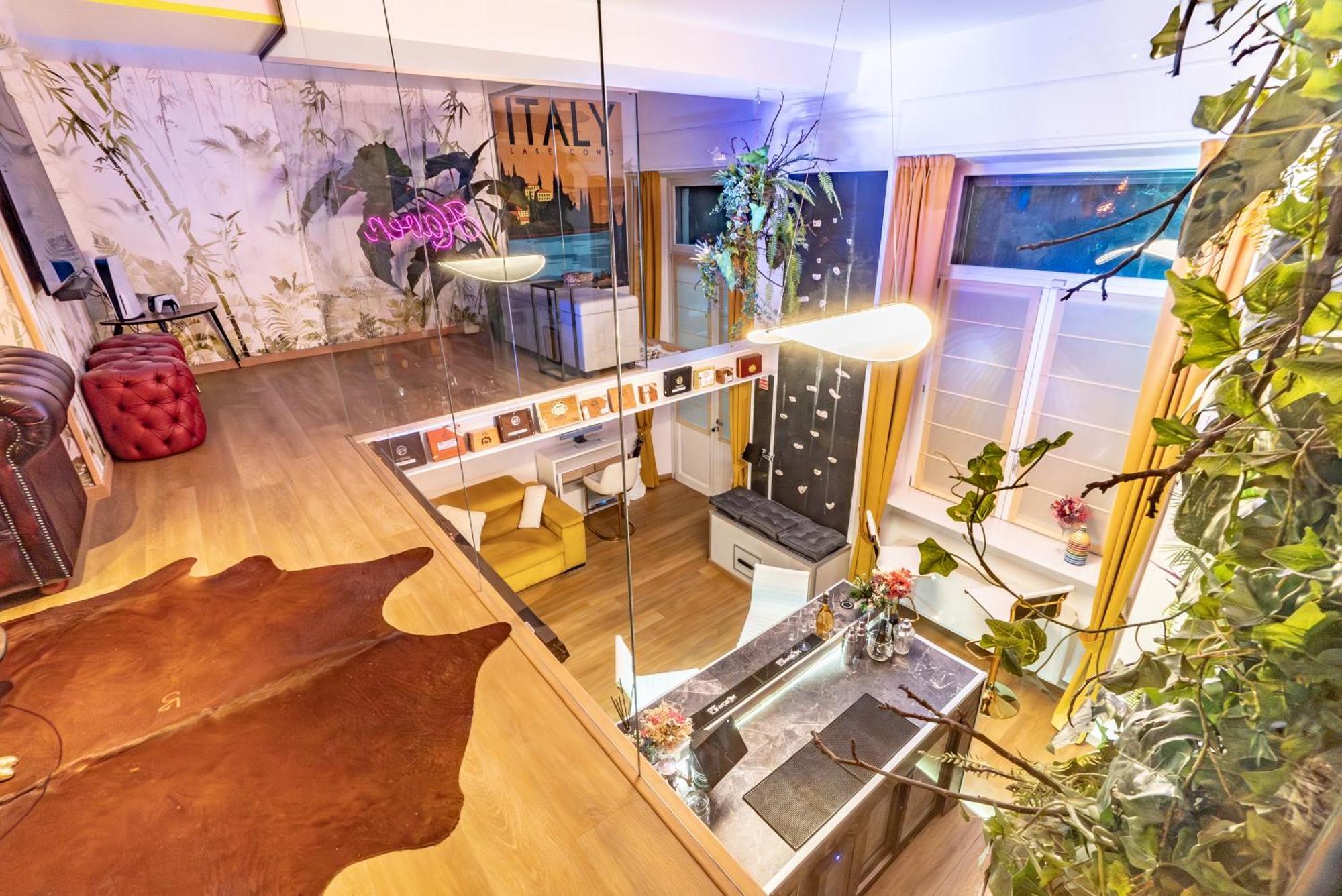 Luxe & Haven - Jacuzzi, Sauna, Steam, Private Parking Apartment *