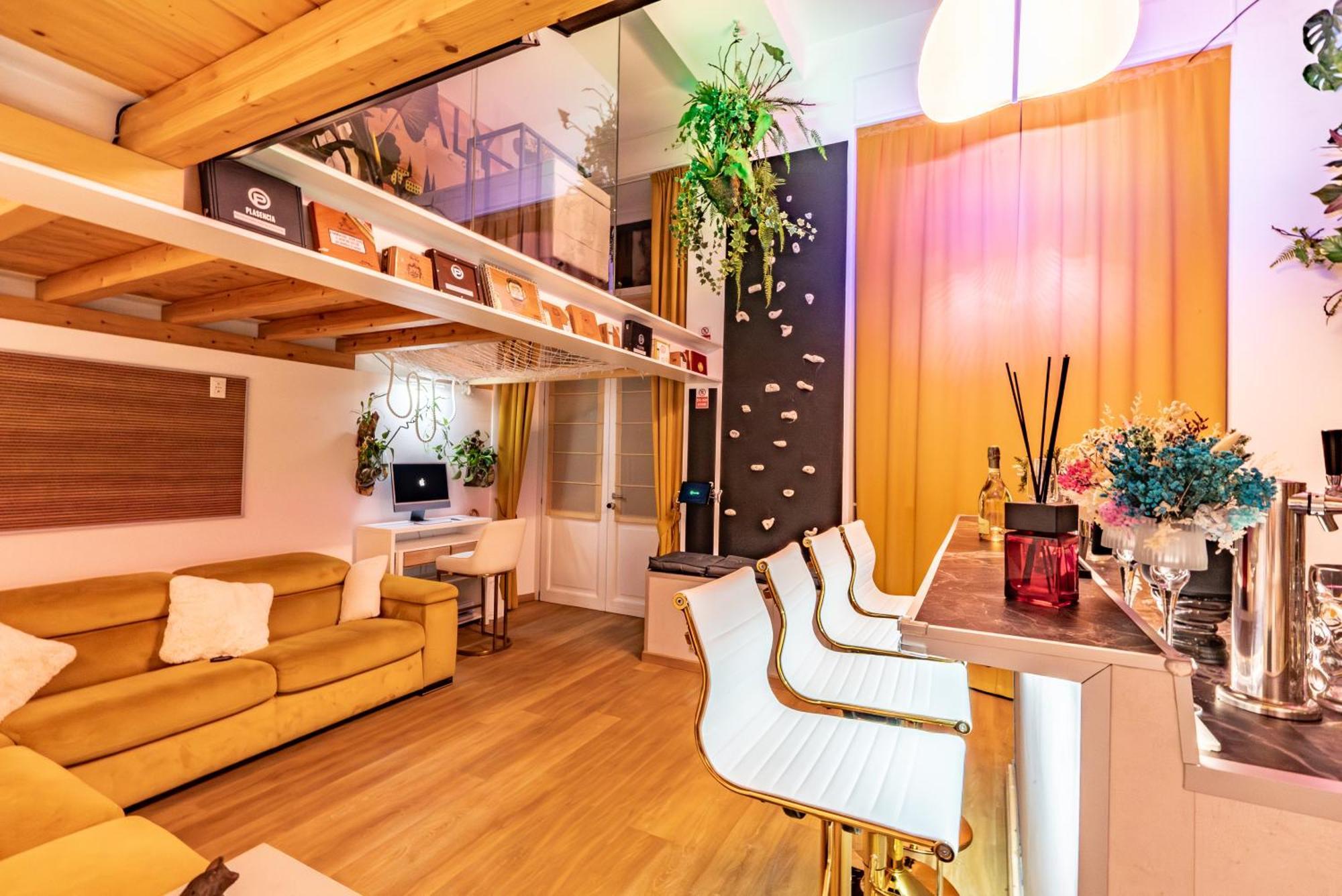 Luxe & Haven - Jacuzzi, Sauna, Steam, Private Parking Apartment Como