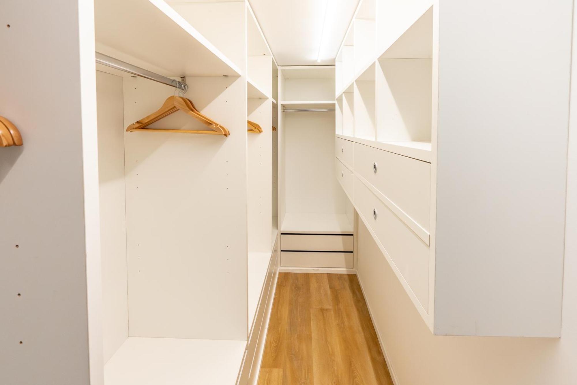 Apartment Luxe & Haven - Jacuzzi, Sauna, Steam, Private Parking Como