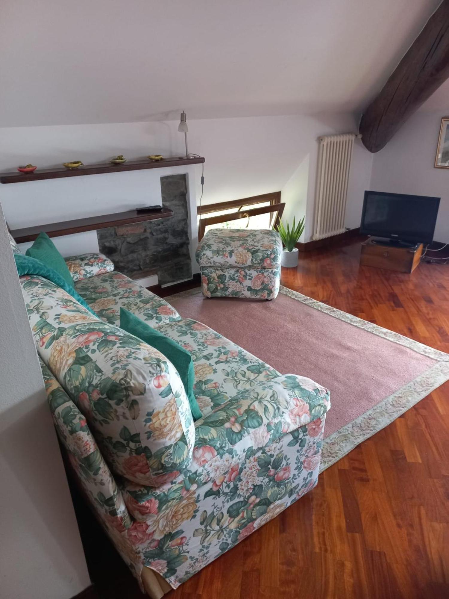 Apartment Giardino Sul Menaggio