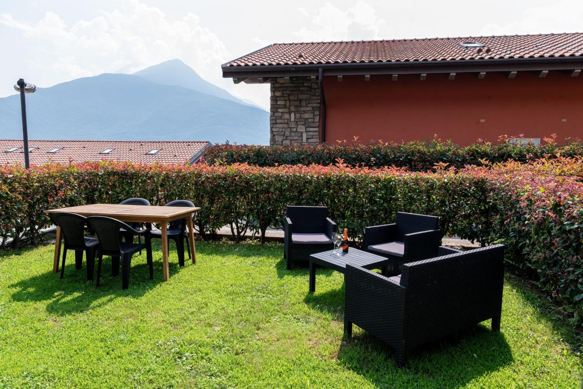 Sant'anna Giardino - By Lovecomo *