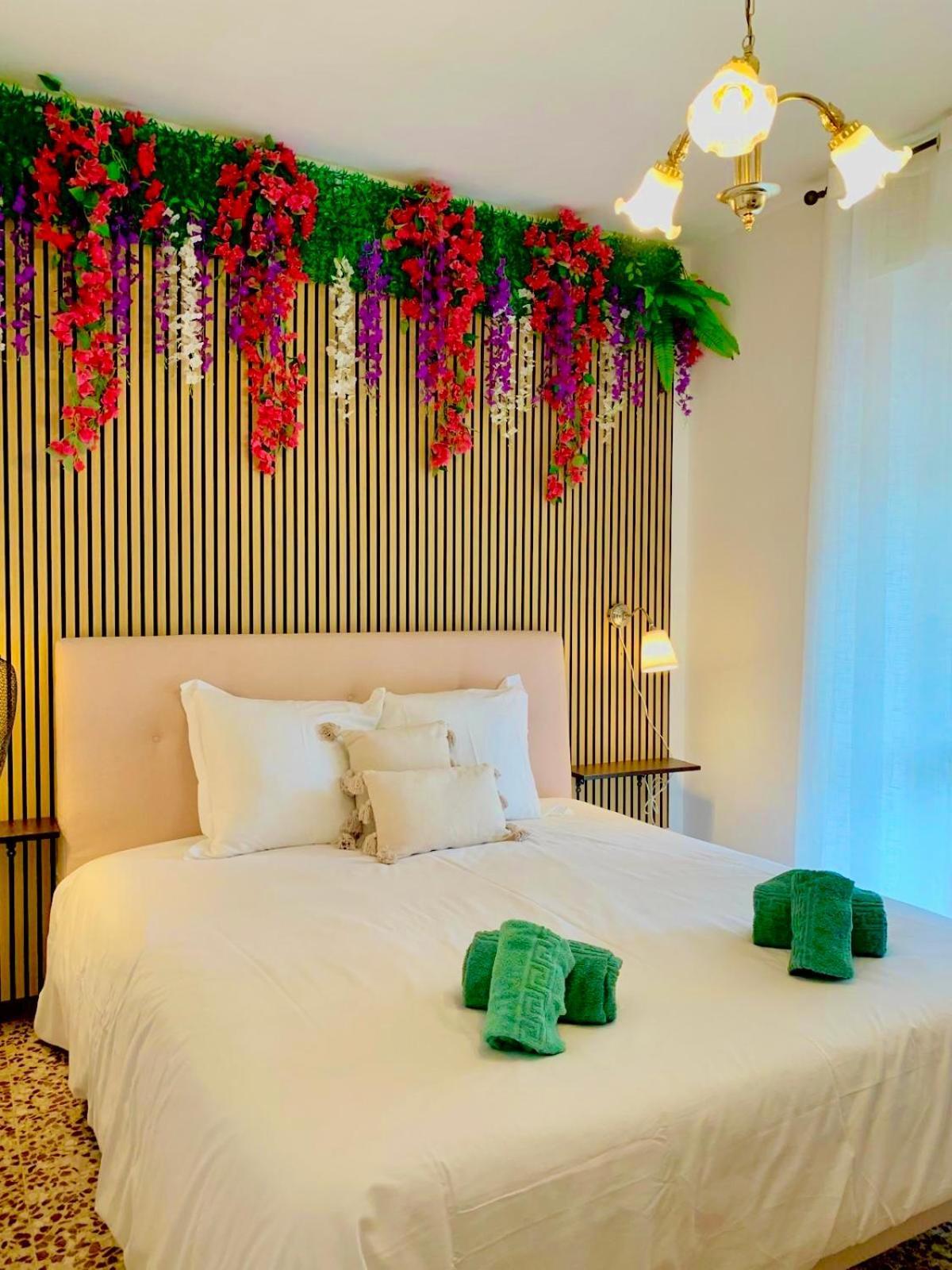 Spacious, Minimalist, Chic 