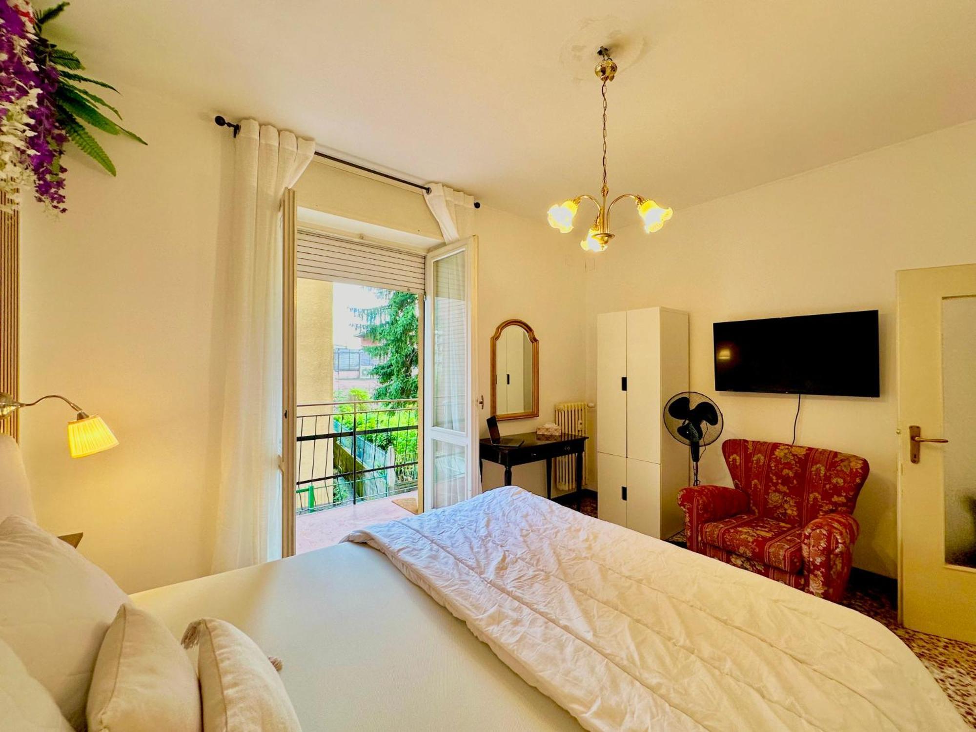Spacious, Minimalist, Chic 