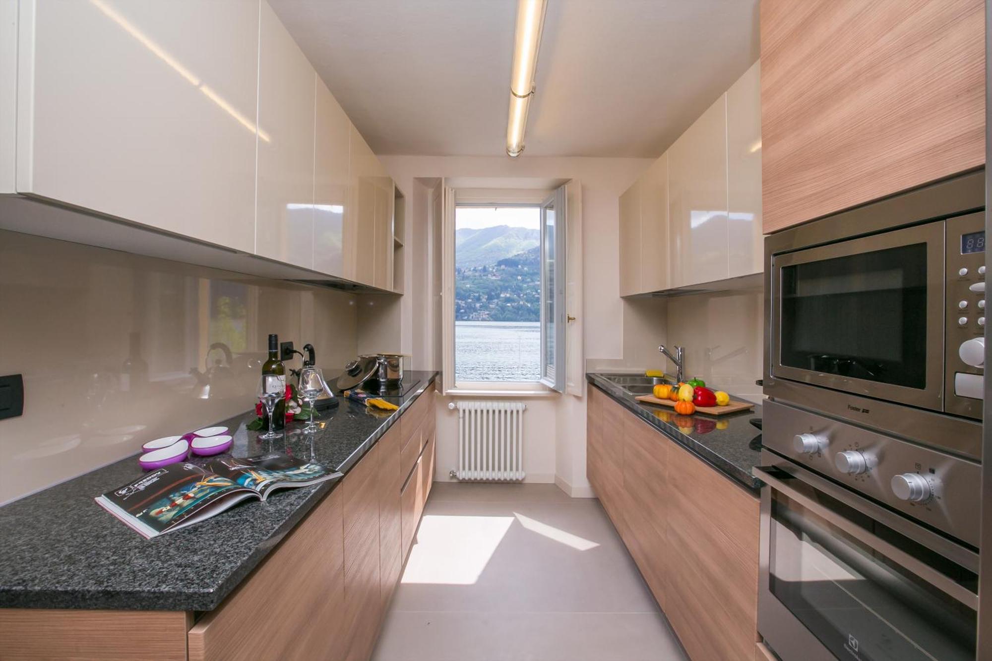 Laglio Deluxe Apartment Carate Urio
