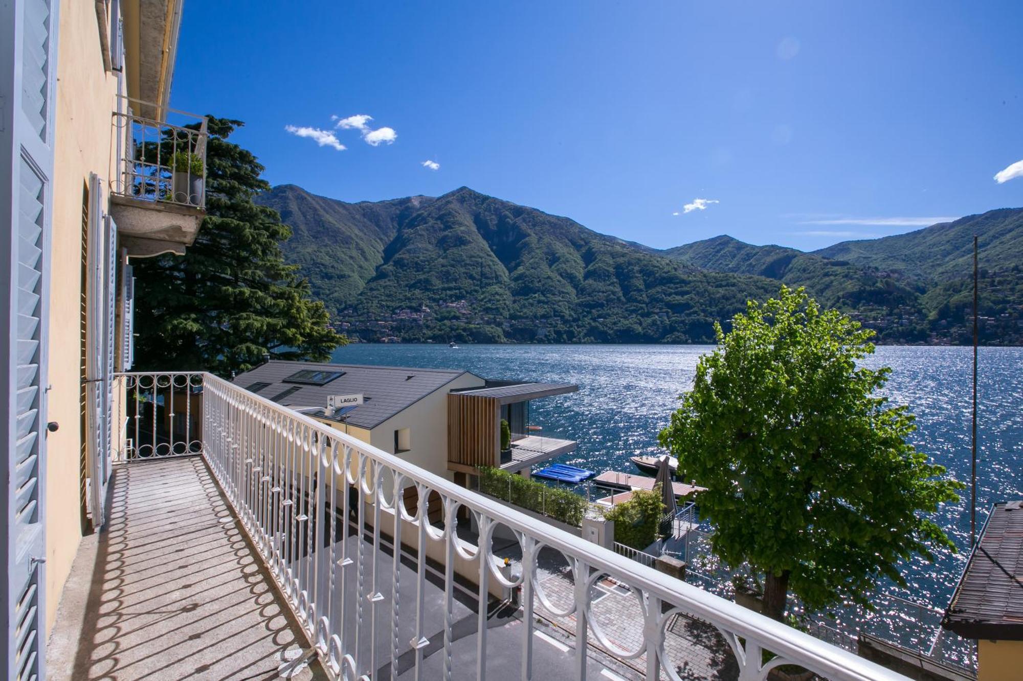 Laglio Deluxe Apartment