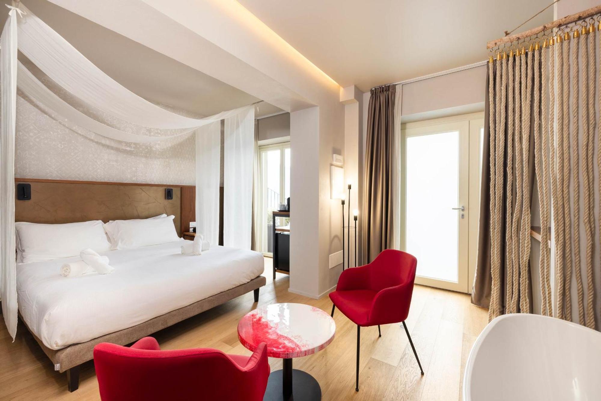 Hotel Clementina Boutique 4*
