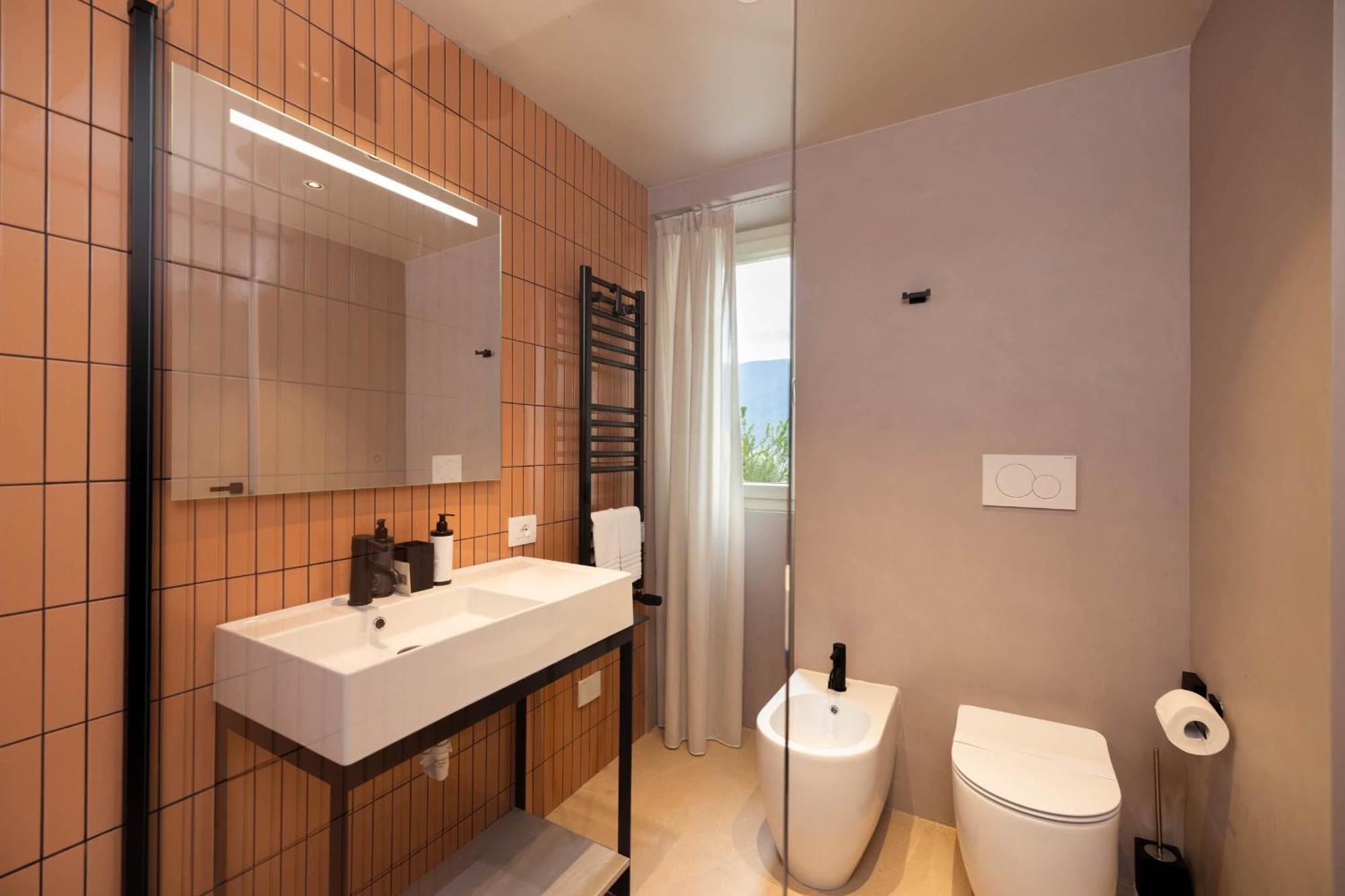 Clementina Boutique 4* Colonno