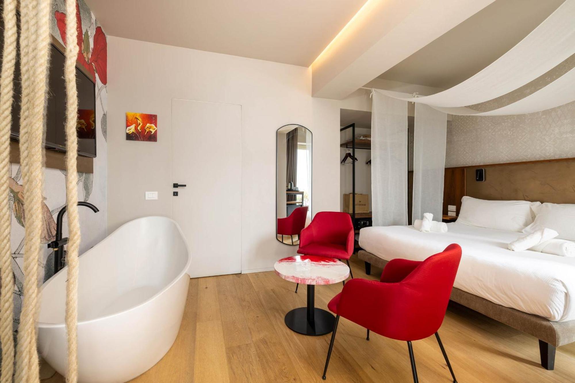 Hotel Clementina Boutique 4*