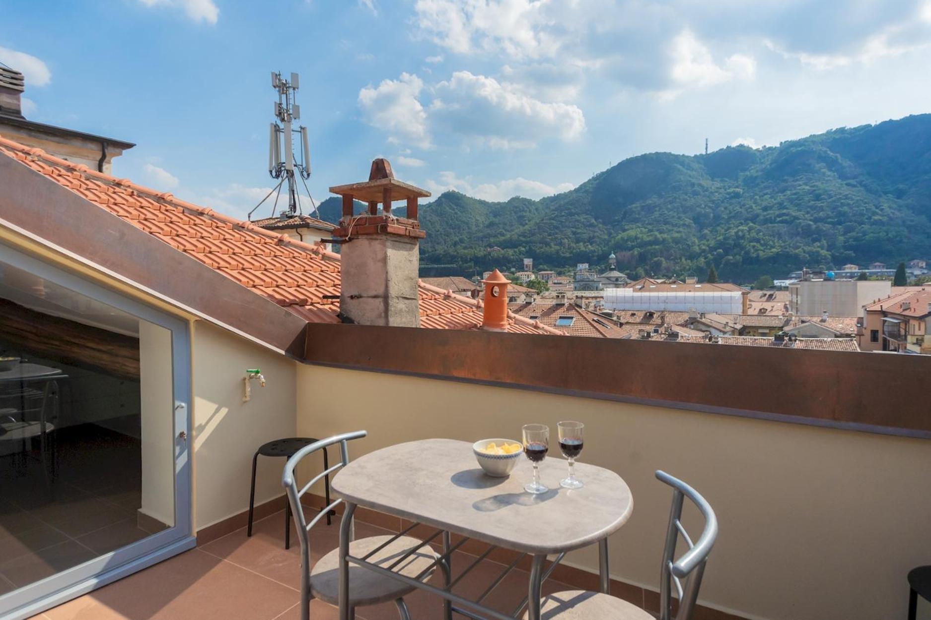 Apartment Rooftop Nest In Center By Rent *