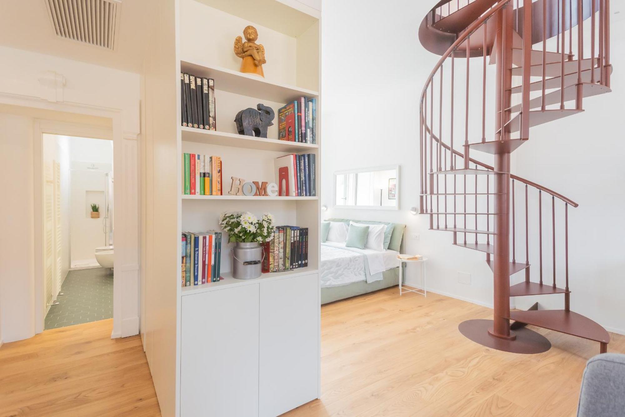 Apartment Rooftop Nest In Center By Rent Como