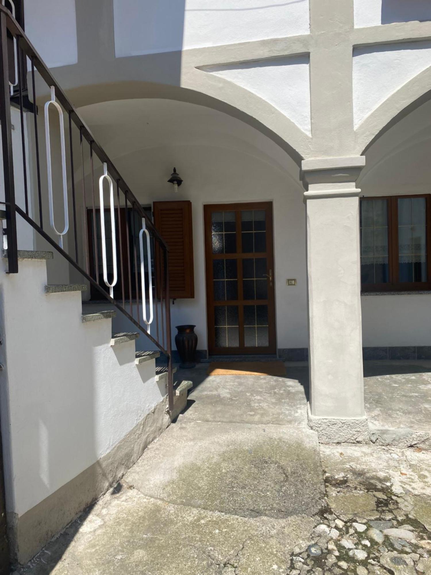 Lacasadeitati Holiday home Lecco