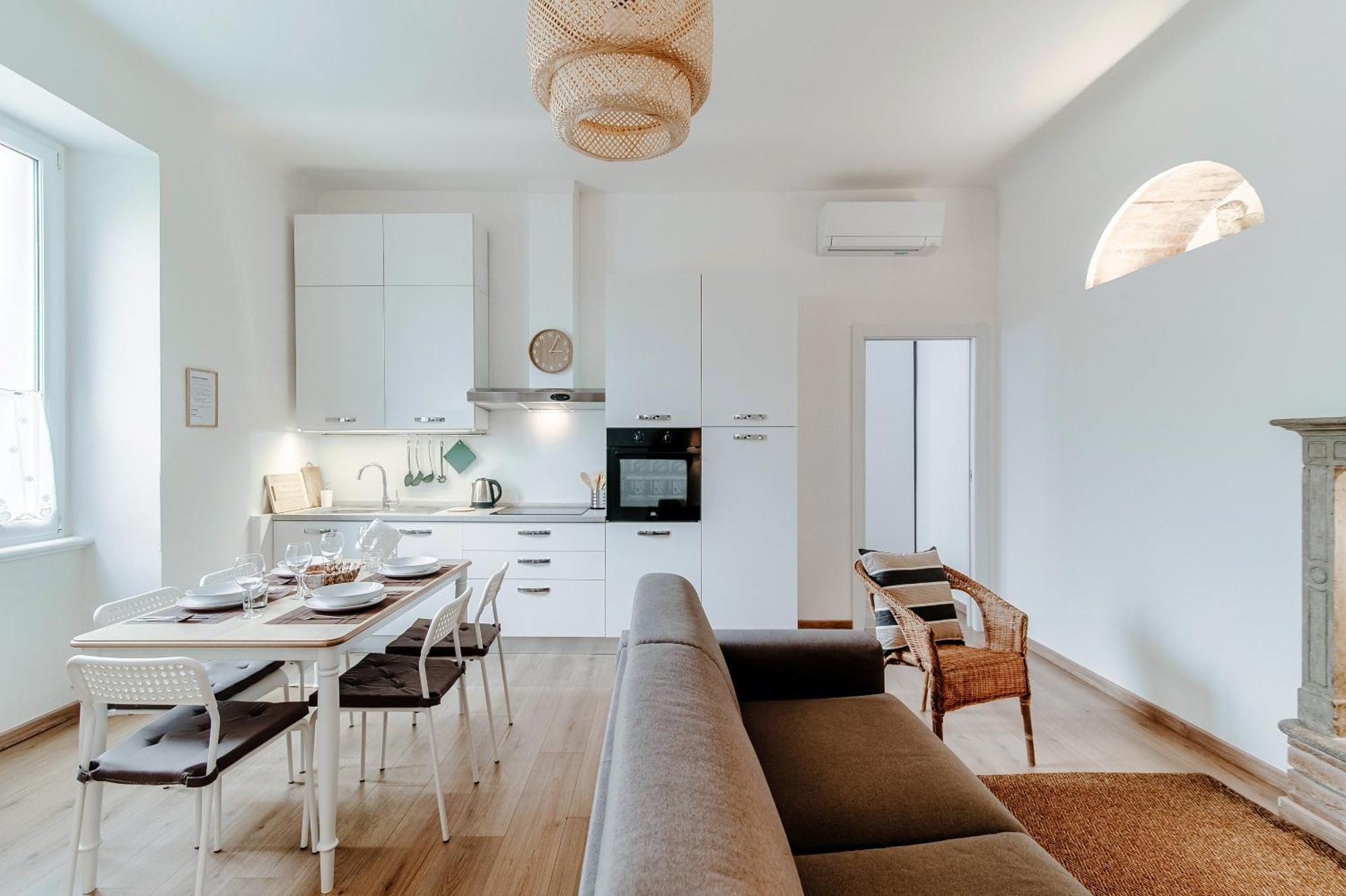 Apartment Raffaella In Center