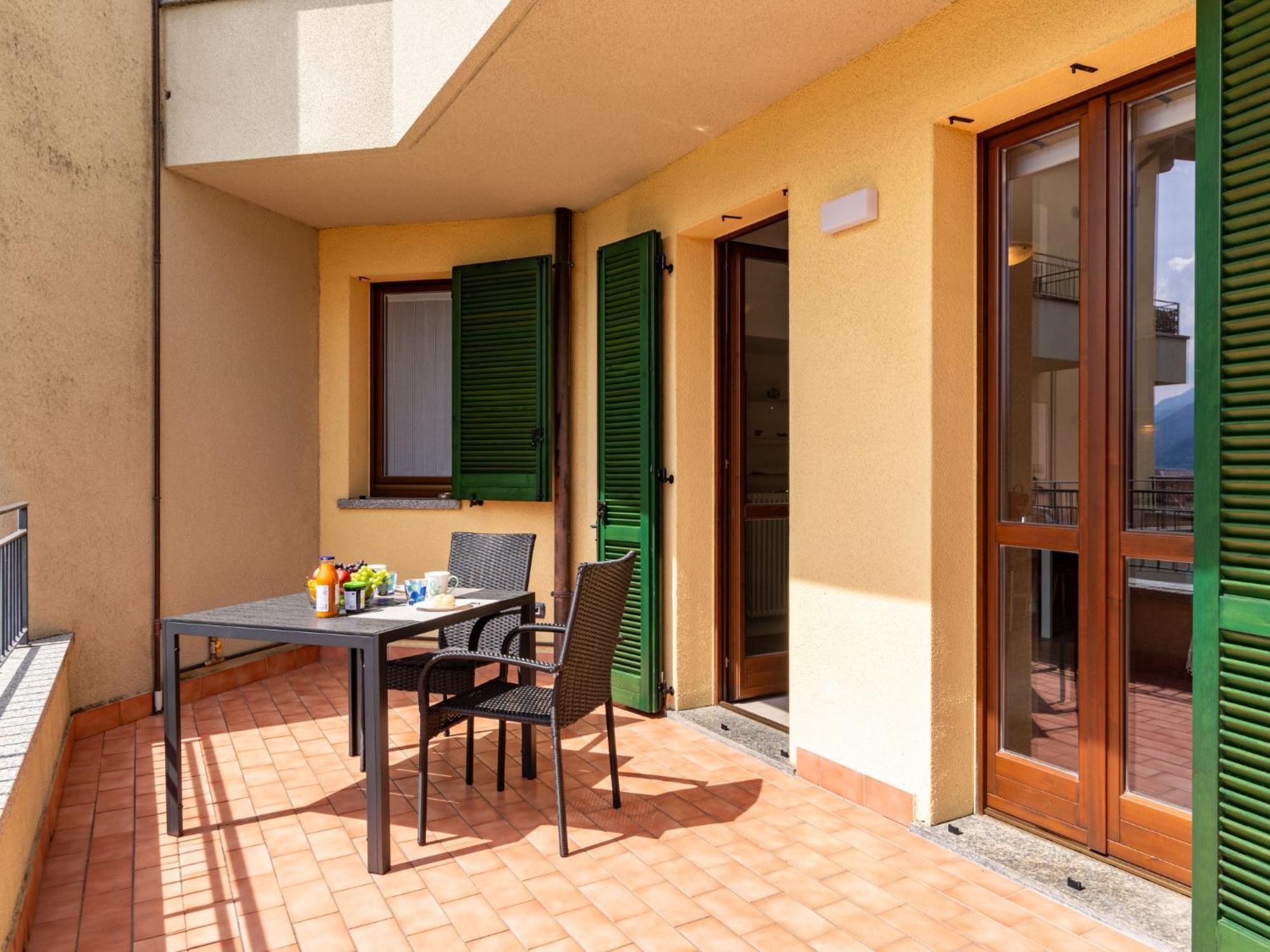 Re16 Regina By Interhome Gravedona
