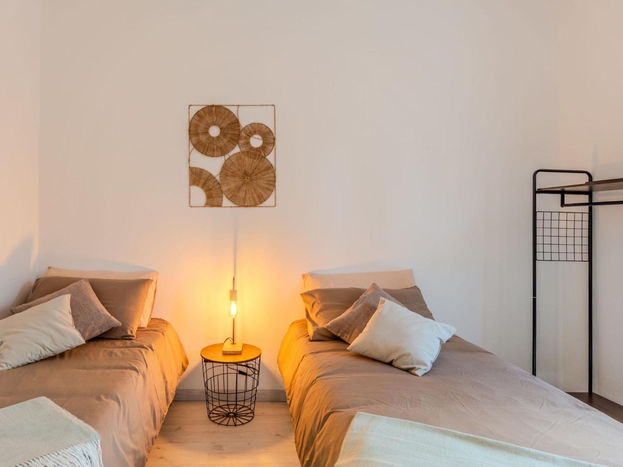 Mara By Interhome Carriola