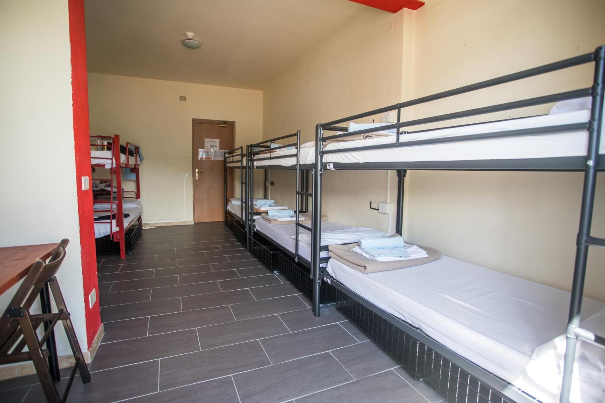 Lake Como Hostel
