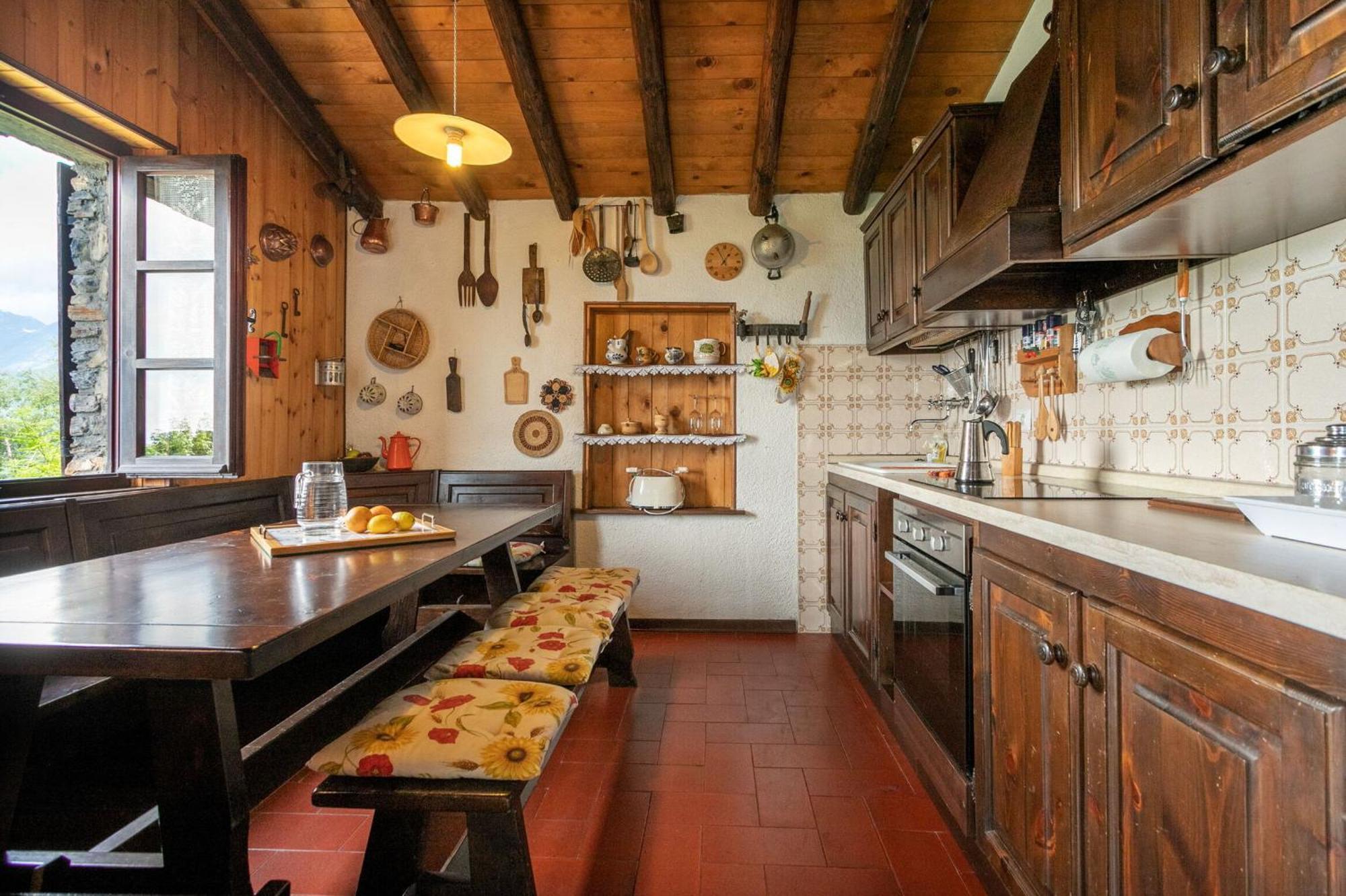 Bodone By Halldis Apartment Livo (Lombardy)