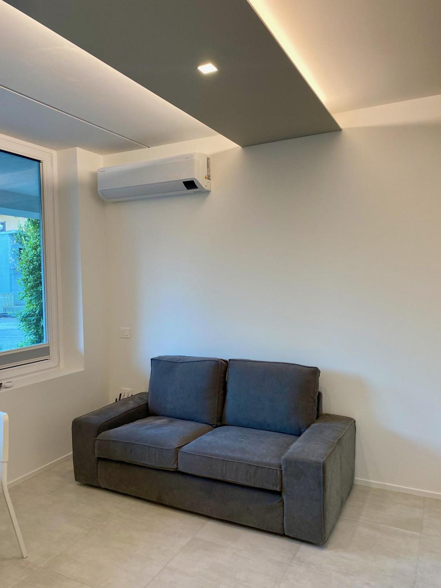 Apartment New Residenza Le Essenze - I 7 Laghi Erba