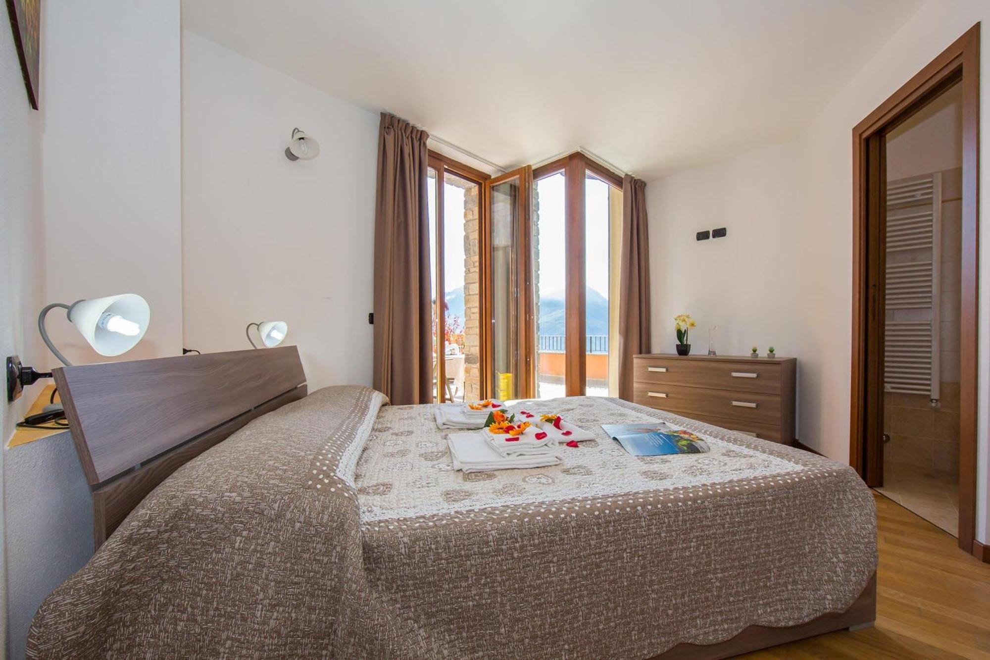 Borgo La Sorgente Aparthotel Gravedona
