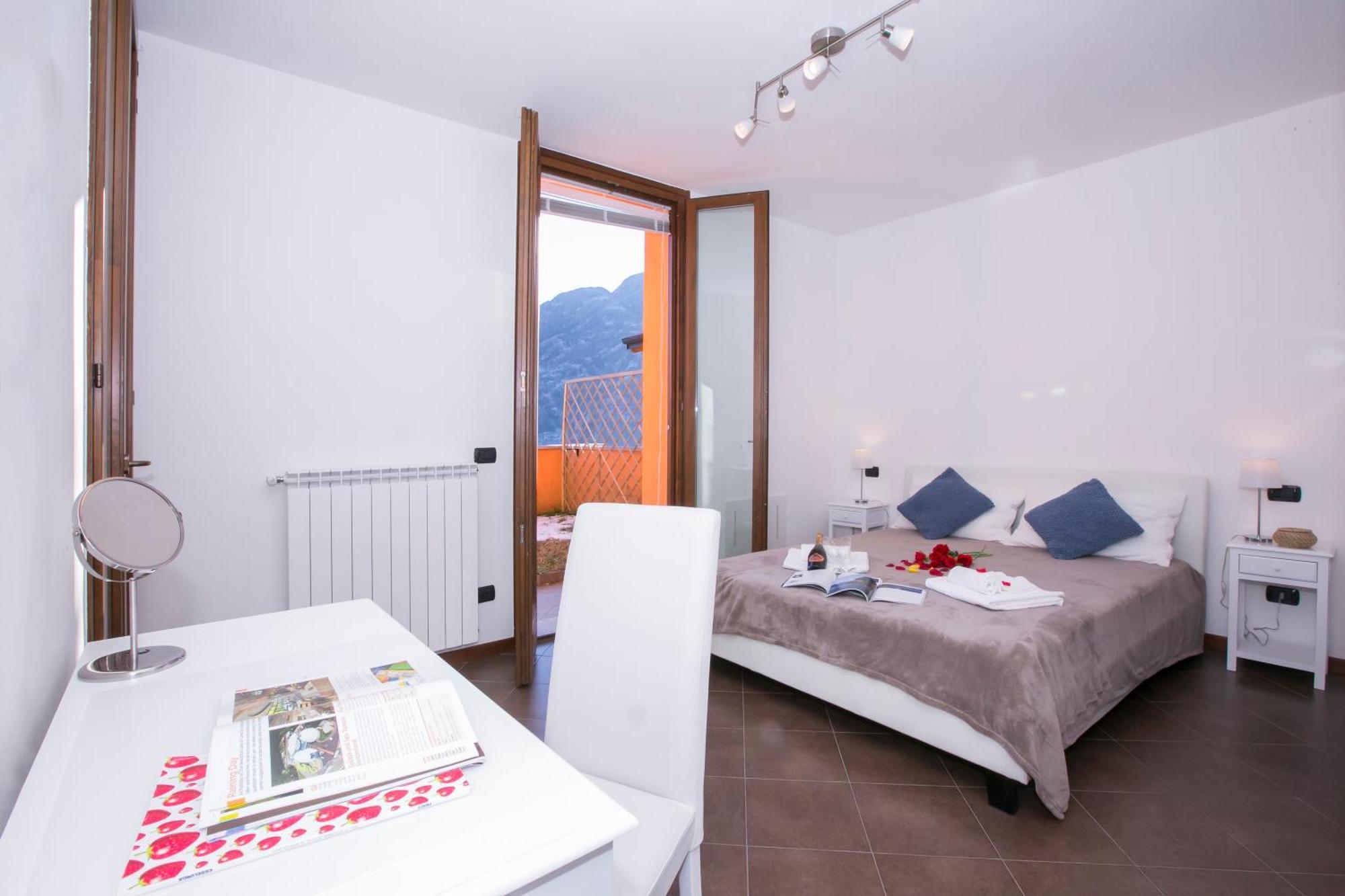 Apartment Borgo La Sorgente - Dolce Gravedona