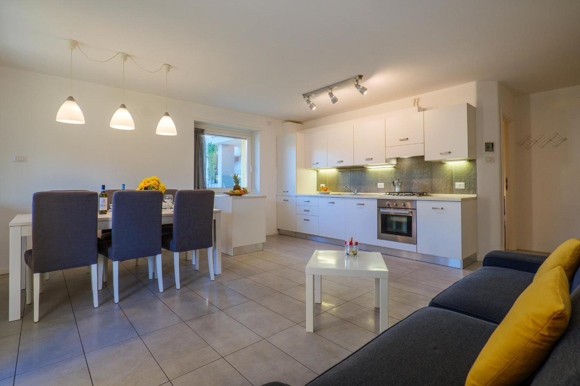 Delle Rose Apartment *