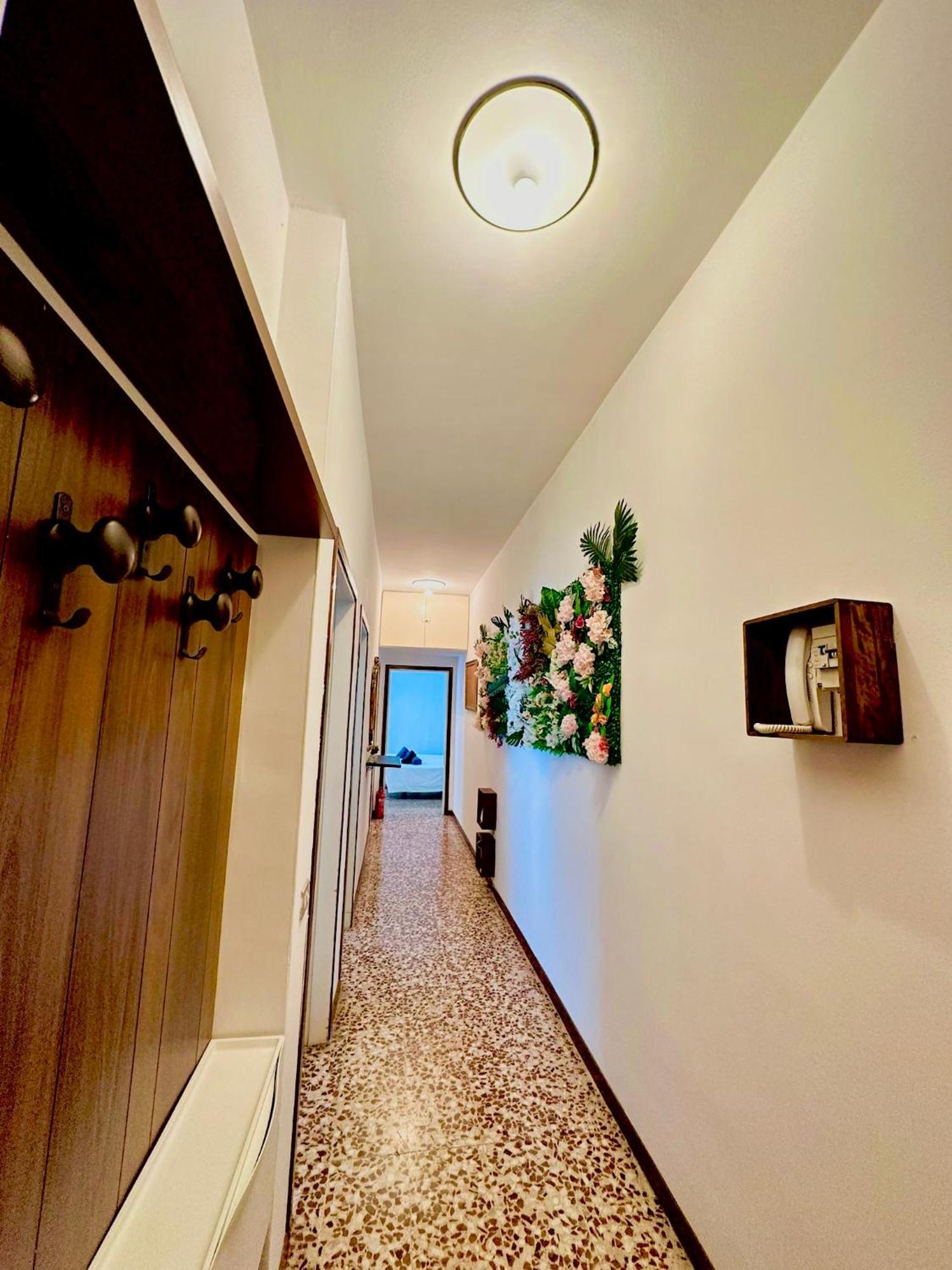 Spacious, Minimalist, Chic 