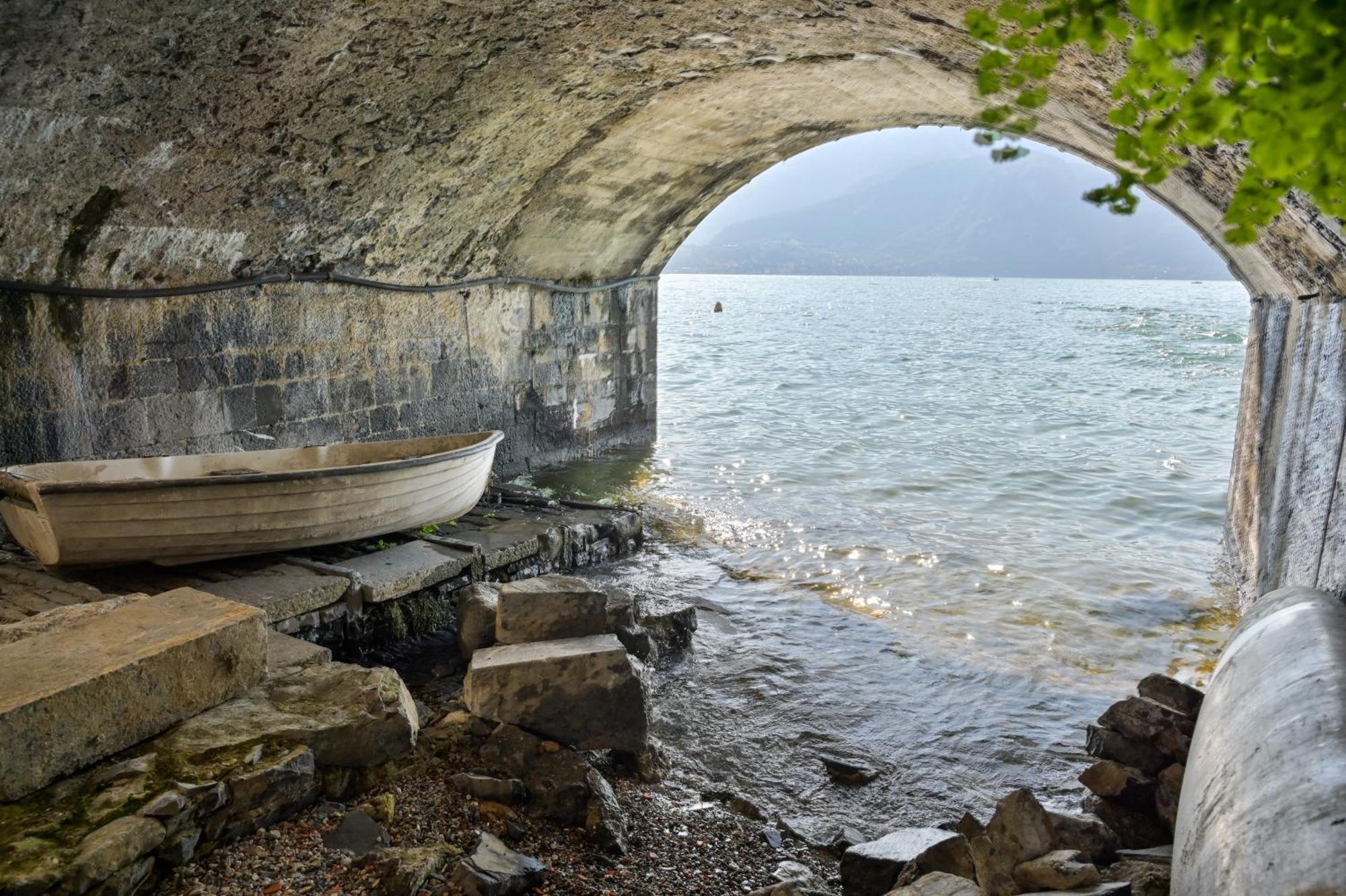 Apartment La Tua Finestra Su Varenna-como- *