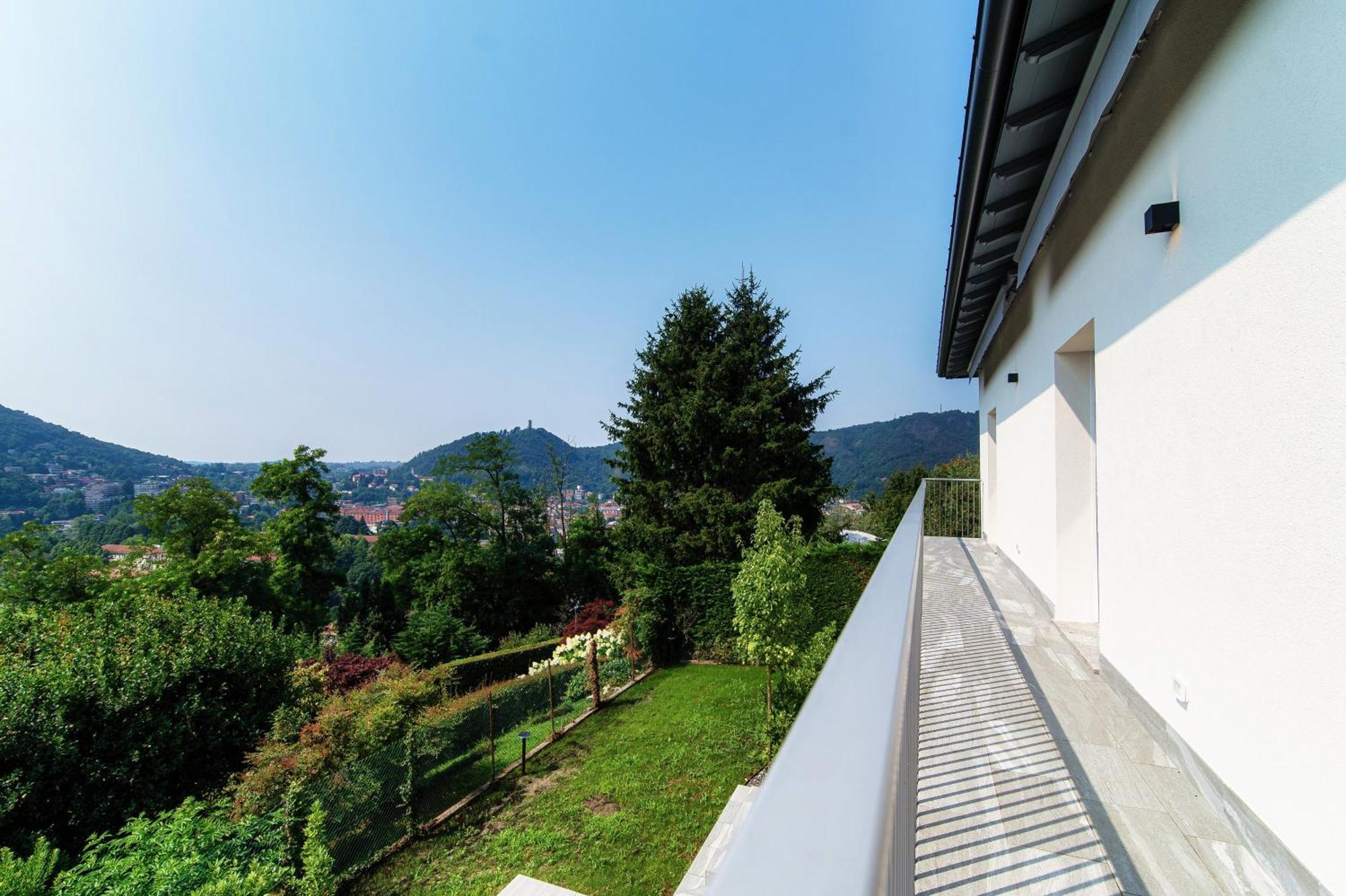 Apartment Martina - By Myhomeincomo Como