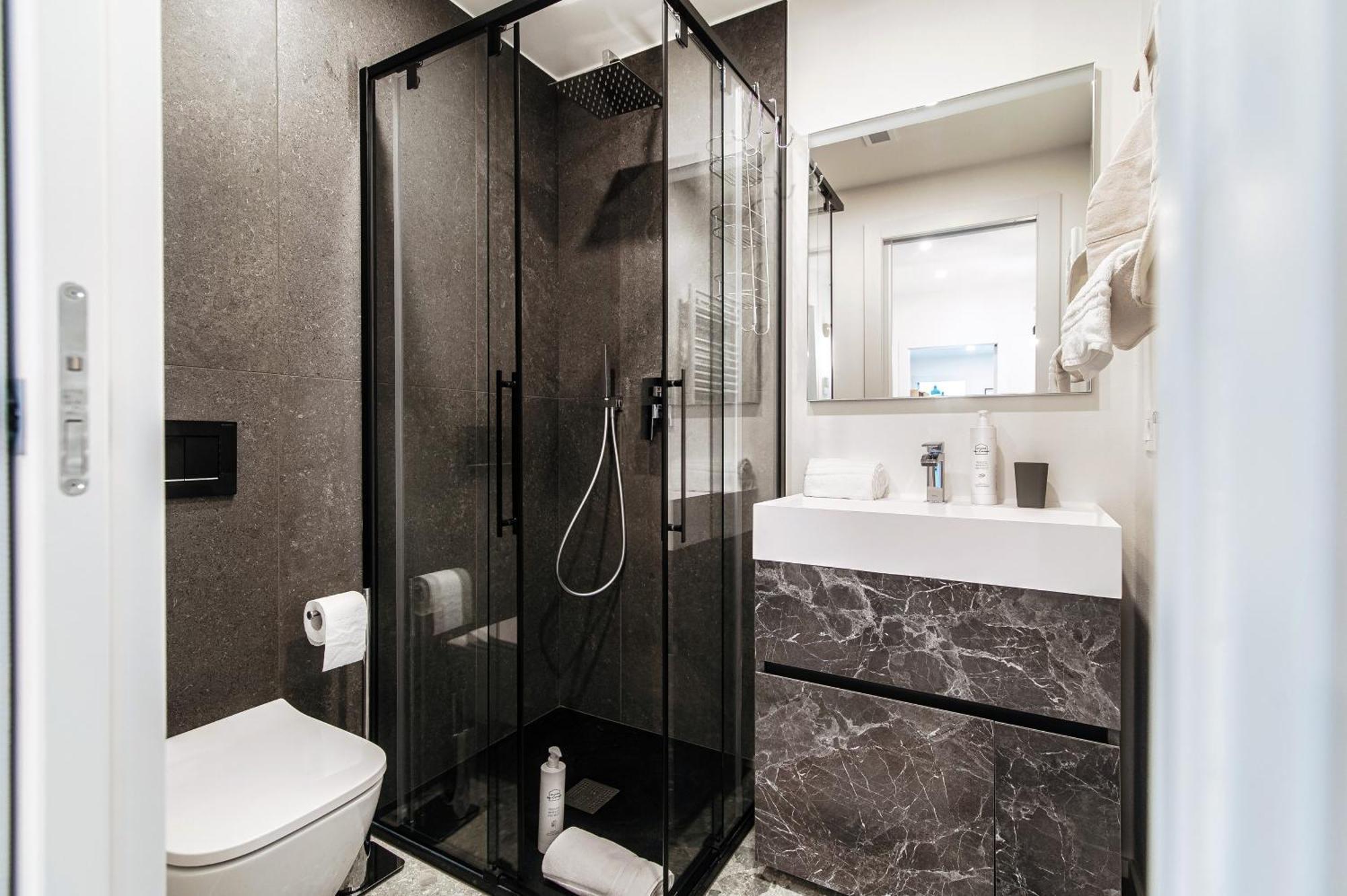 Apartment Martina - By Myhomeincomo Como