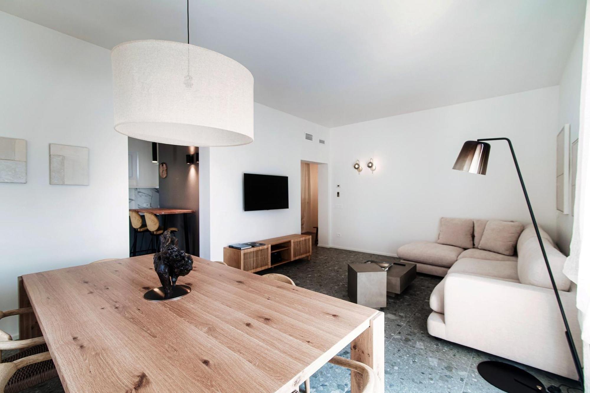 Martina - By Myhomeincomo Apartment