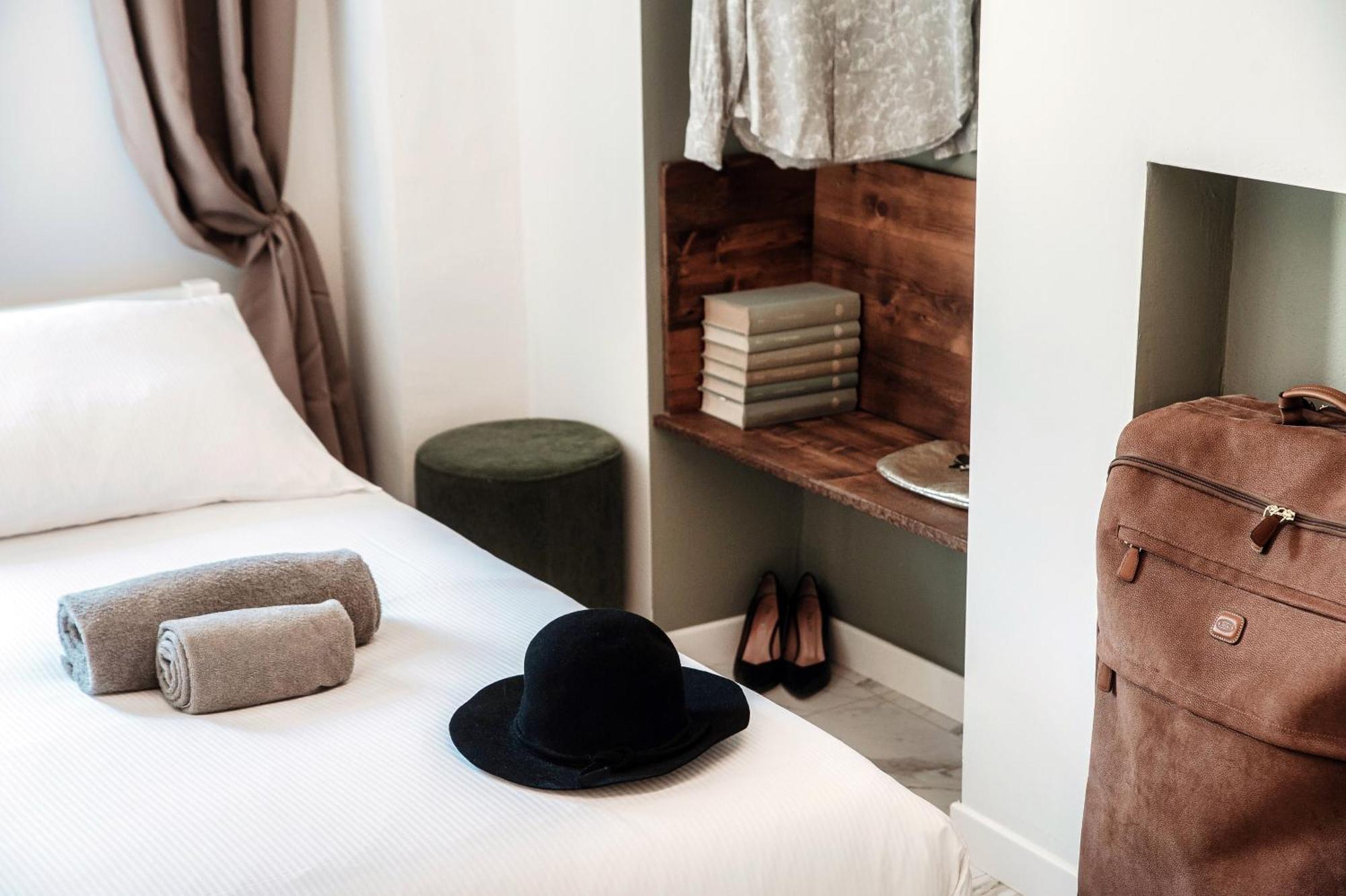 Sahara & Amazzonia Luxury Rooms- The House Of Travelers Apartment Como
