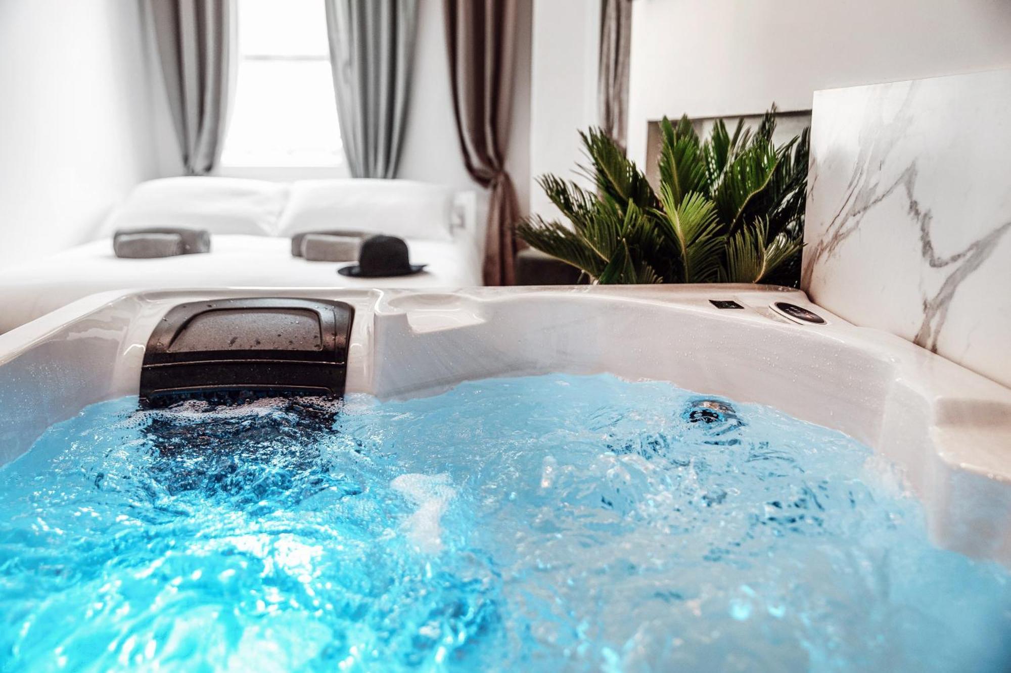 Apartment Sahara & Amazzonia Luxury Rooms- The House Of Travelers