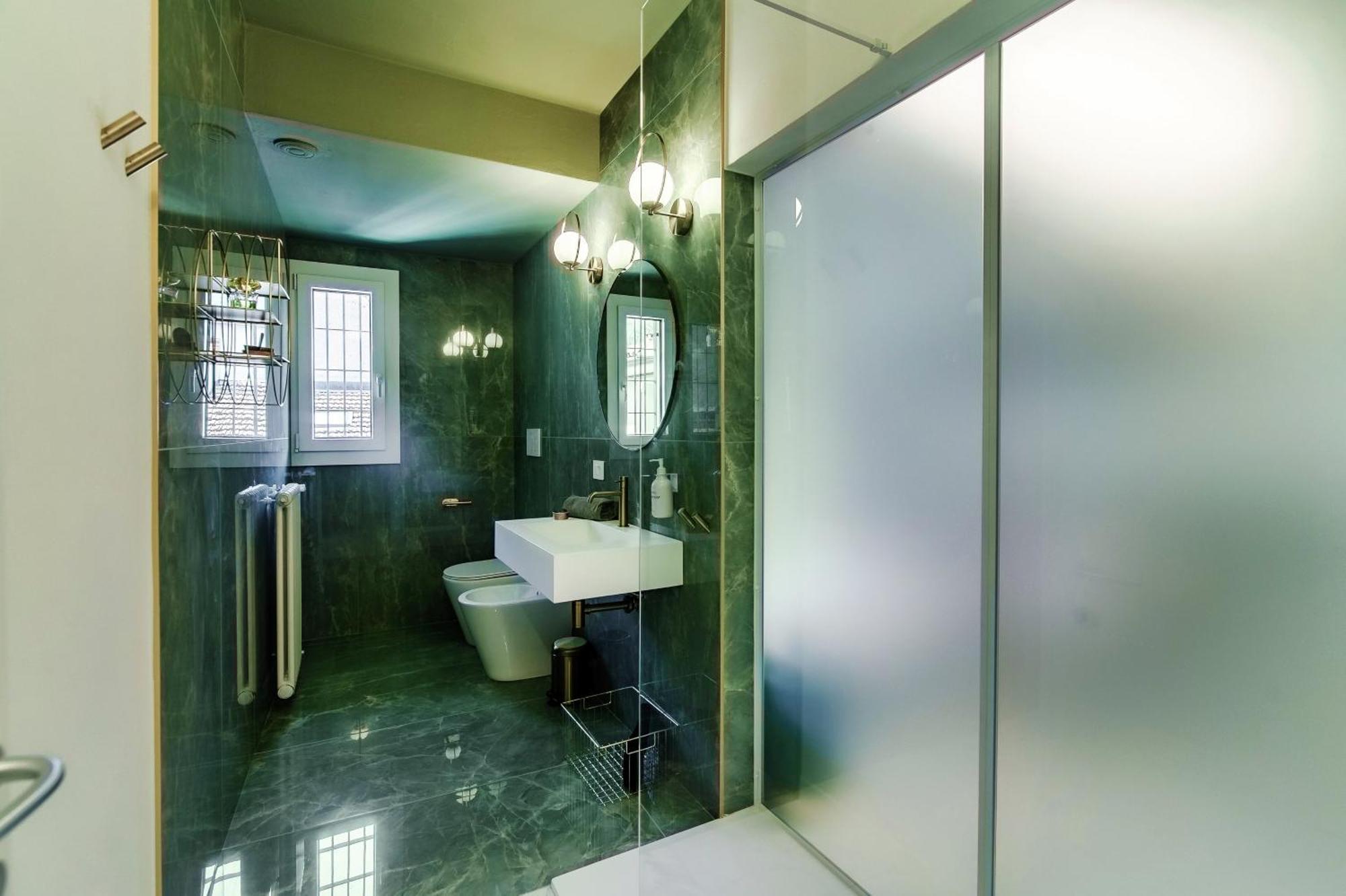 Apartment Sahara & Amazzonia Luxury Rooms- The House Of Travelers Como