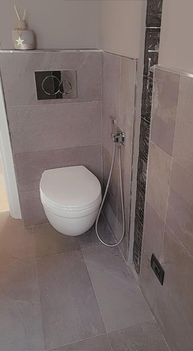 Manara 10 Apartment *
