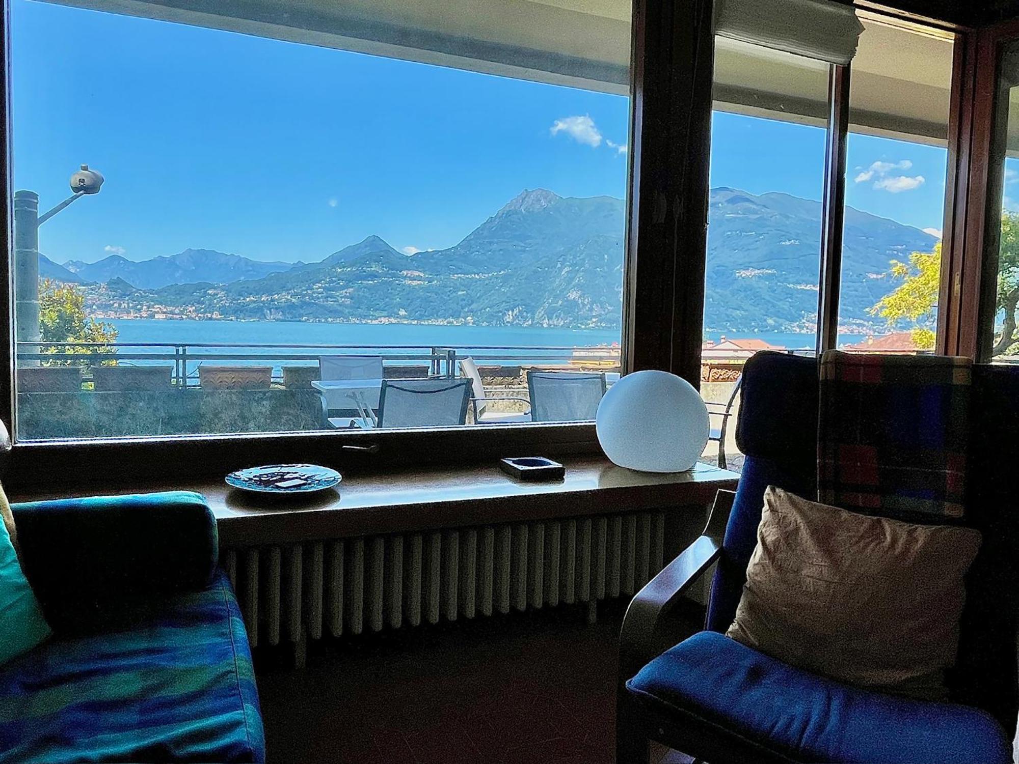 Nella Back To 70' * Varenna