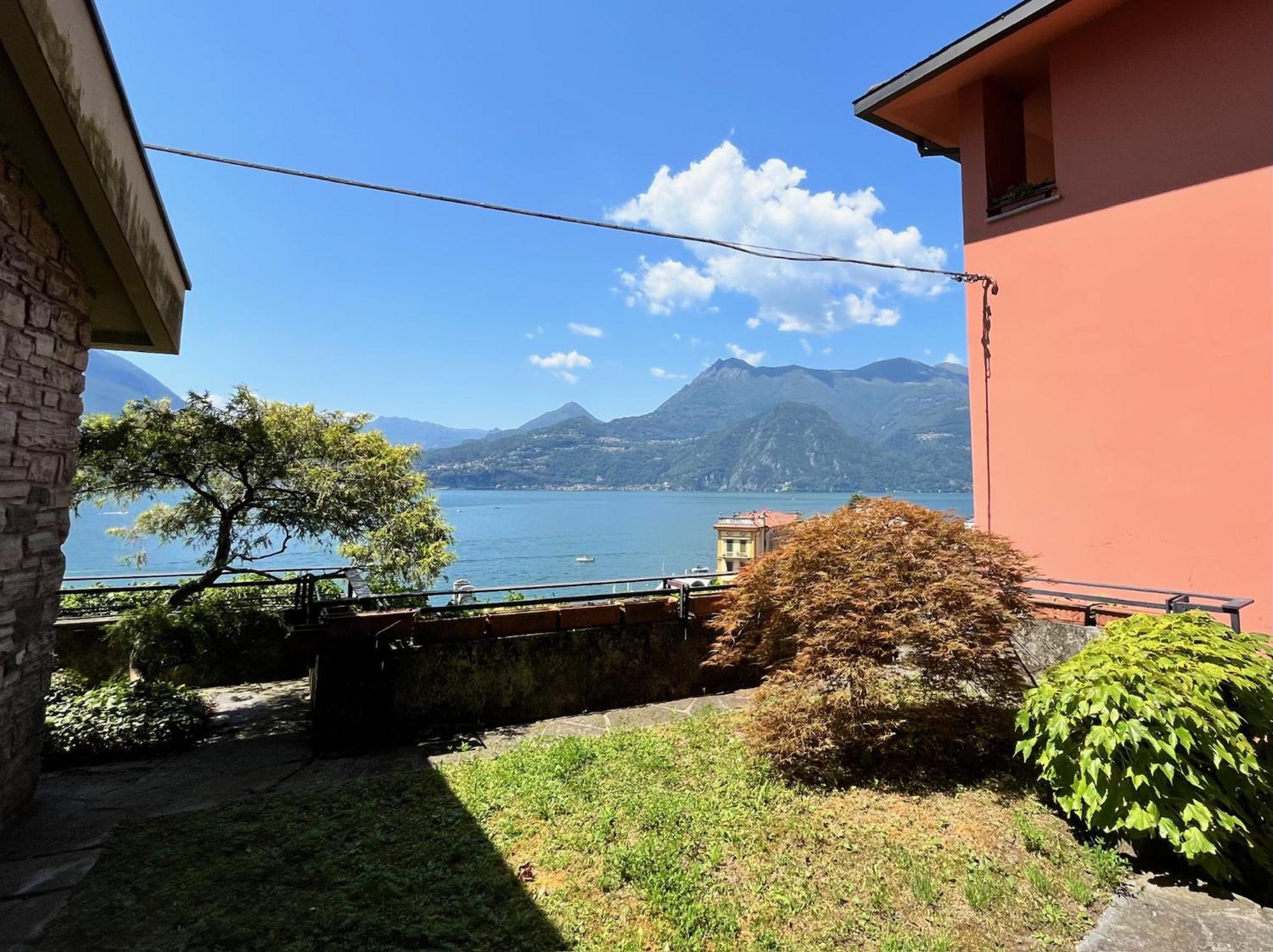 Villa Nella Back To 70' *